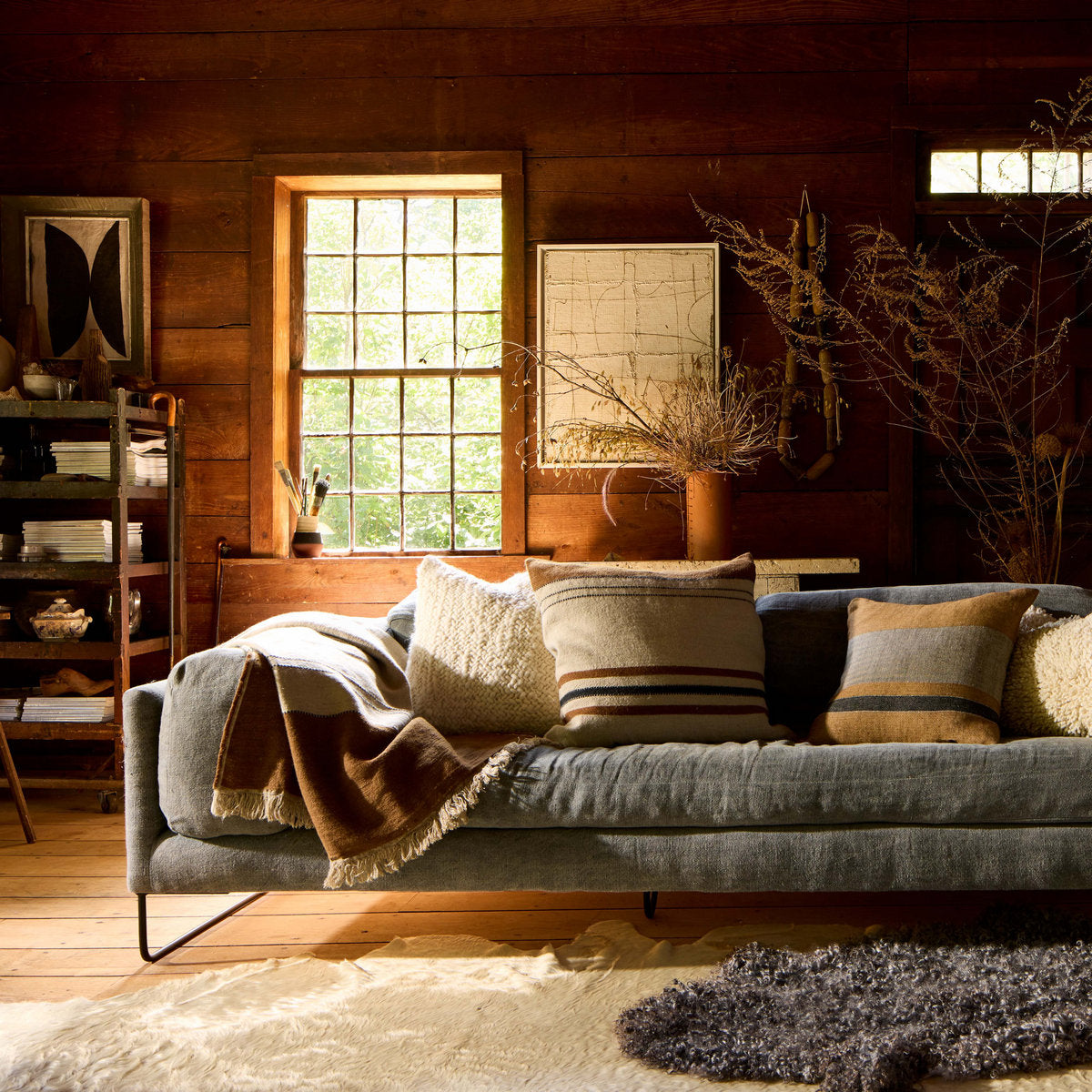 Nube Handwoven Wool Pillow in Ivory, 22" x 22"