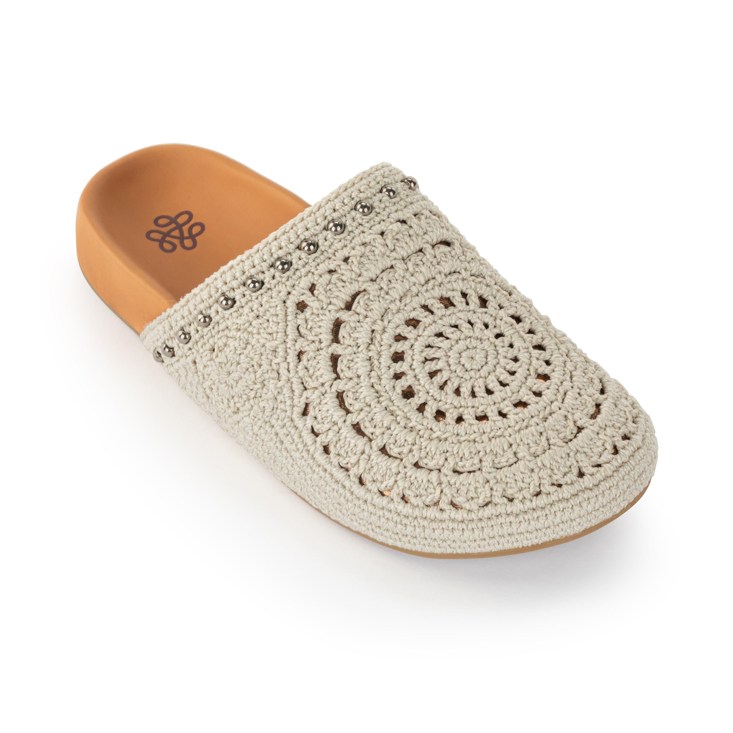Bolinas Clog - Hand Crochet - Natural Medallion