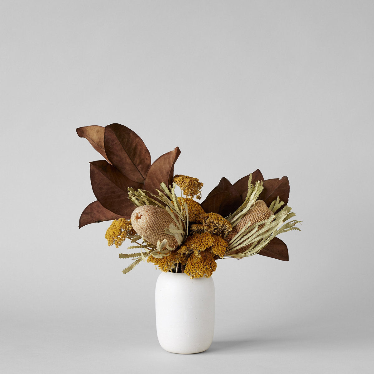 Oval Vase In Eggshell