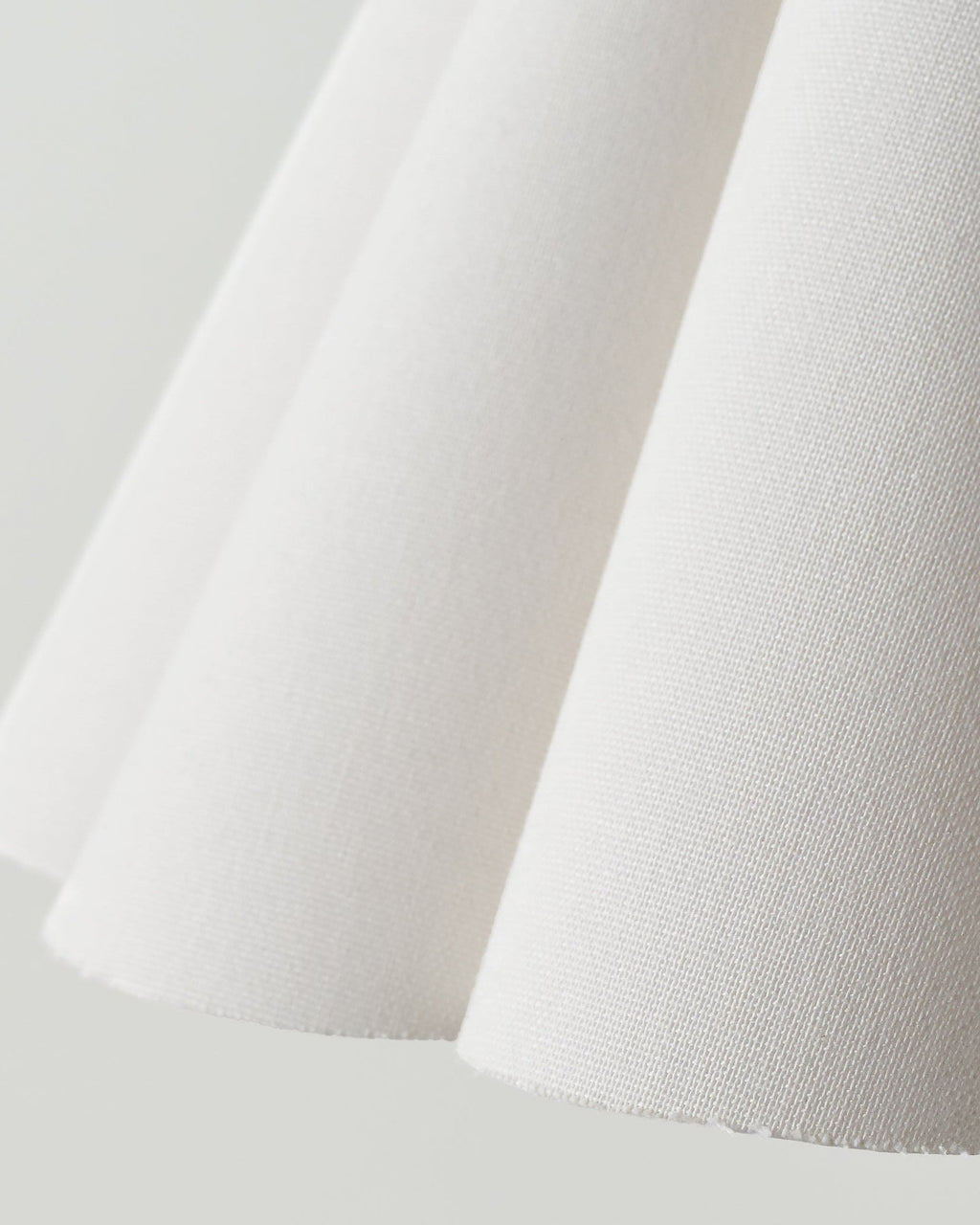 Linen Scallop Shade