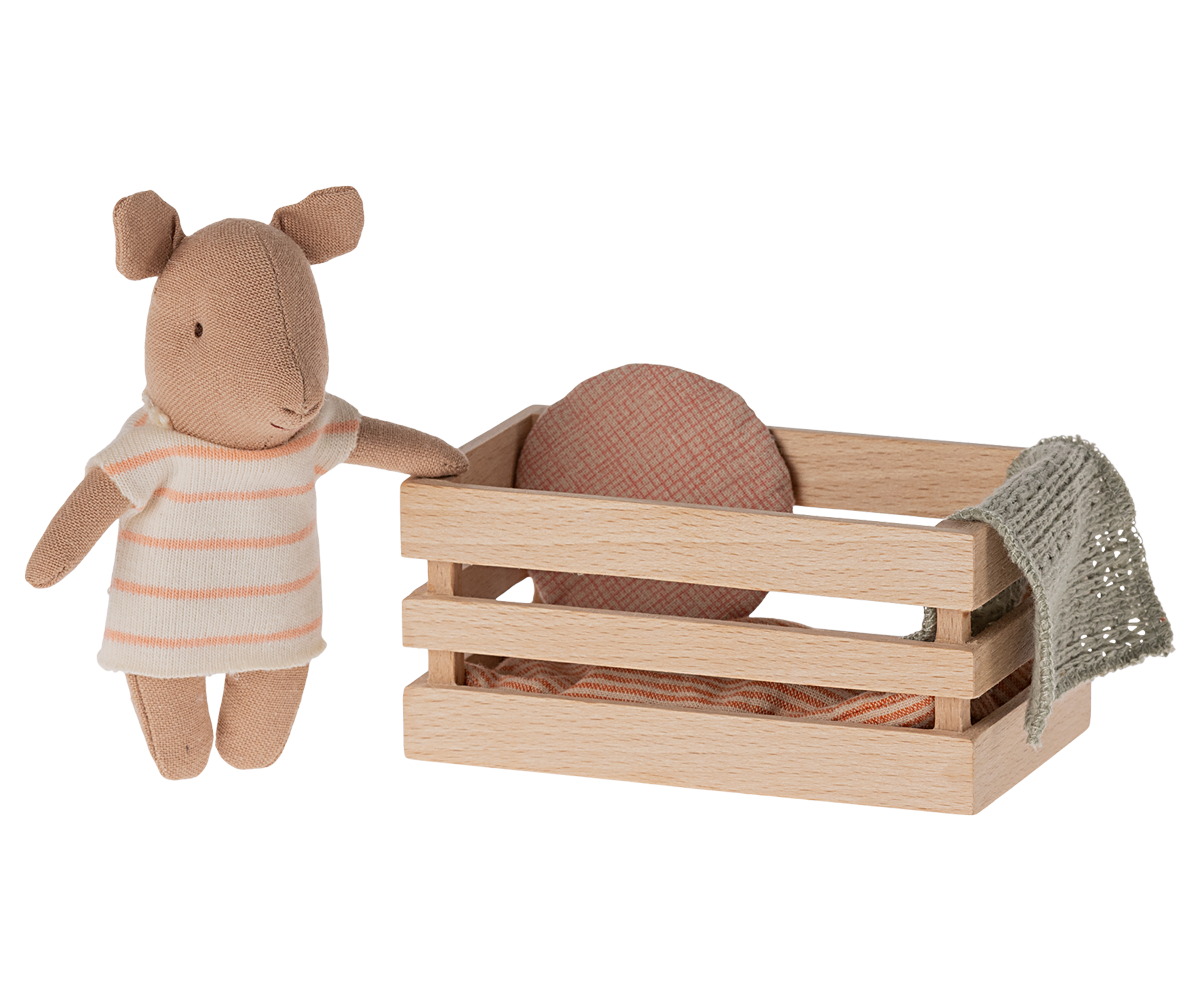 Pig, Baby in box - Girl