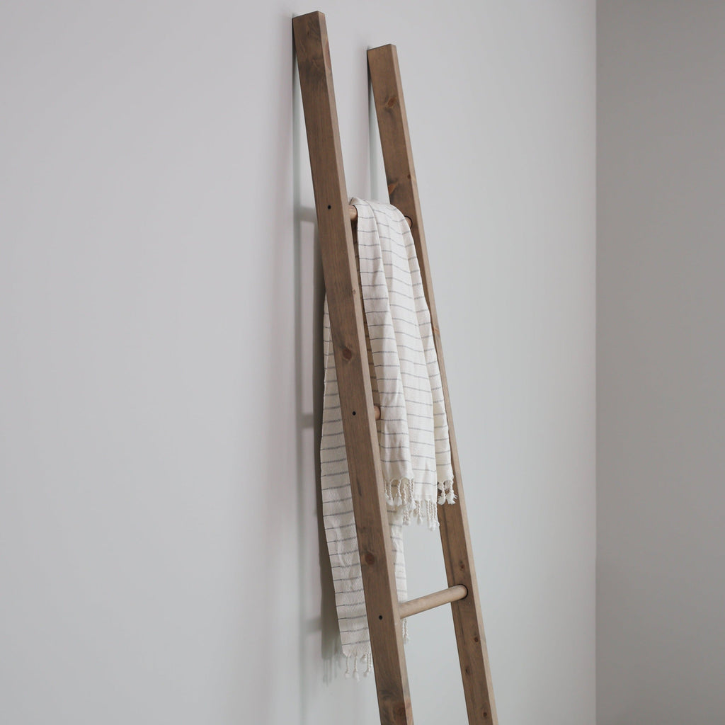 Heritage Blanket Ladder