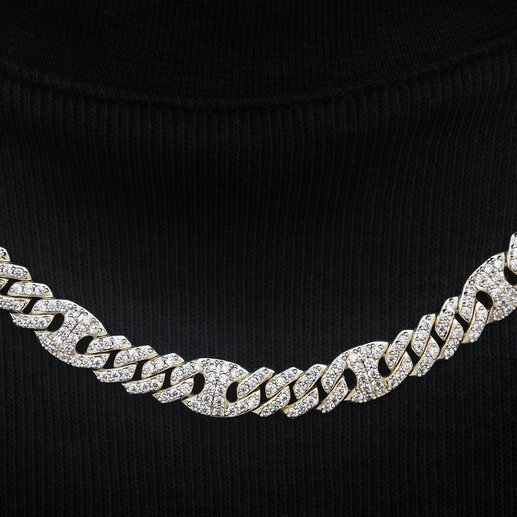 Iced Mariner Cuban Chain in Yellow Gold- 9mm