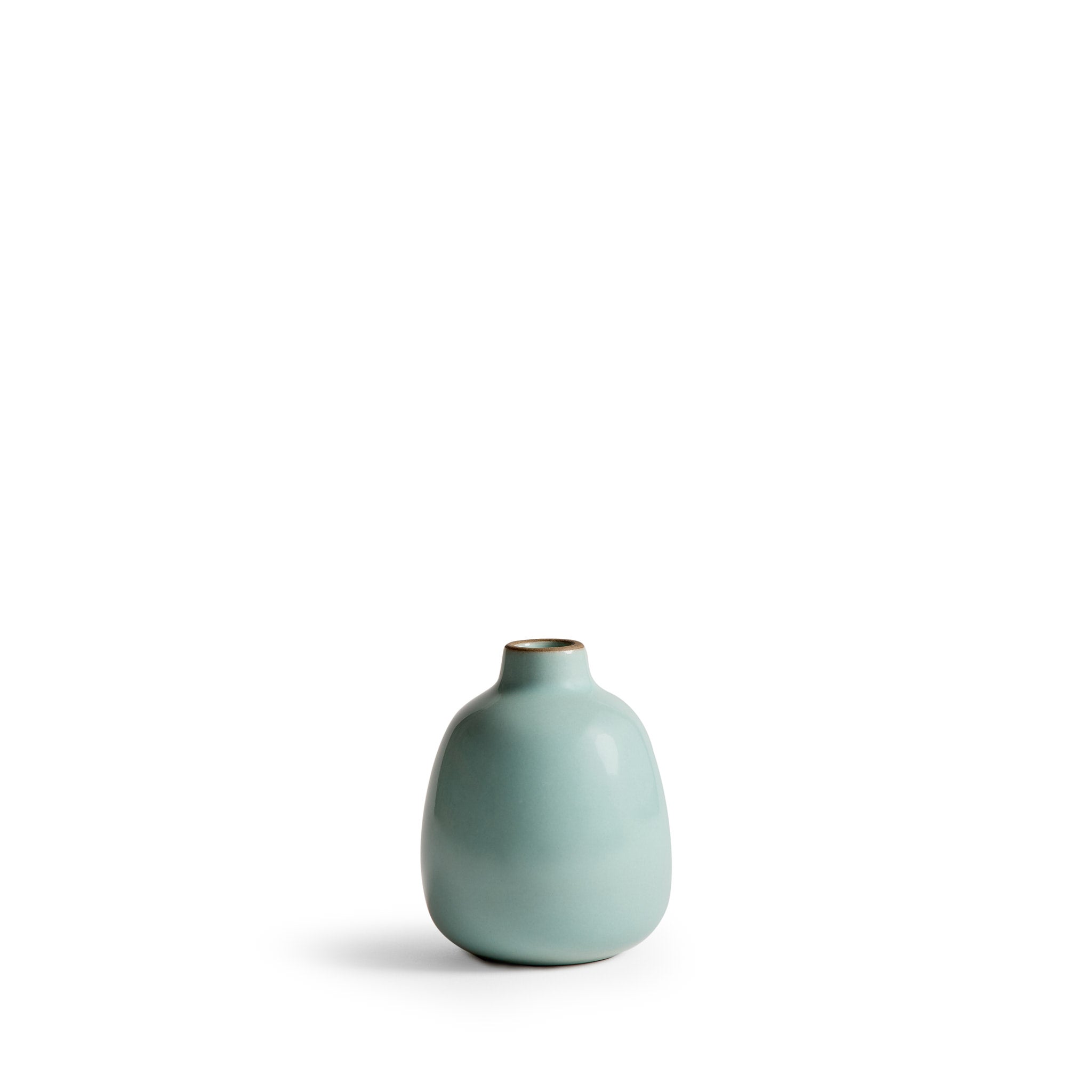 Bud Vase in Nimbus