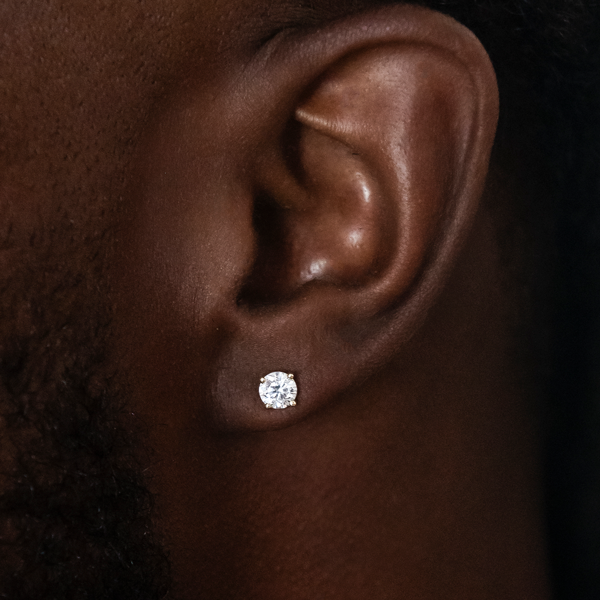 GLD 5mm Round Cut Diamond Stud Earrings in Yellow Gold