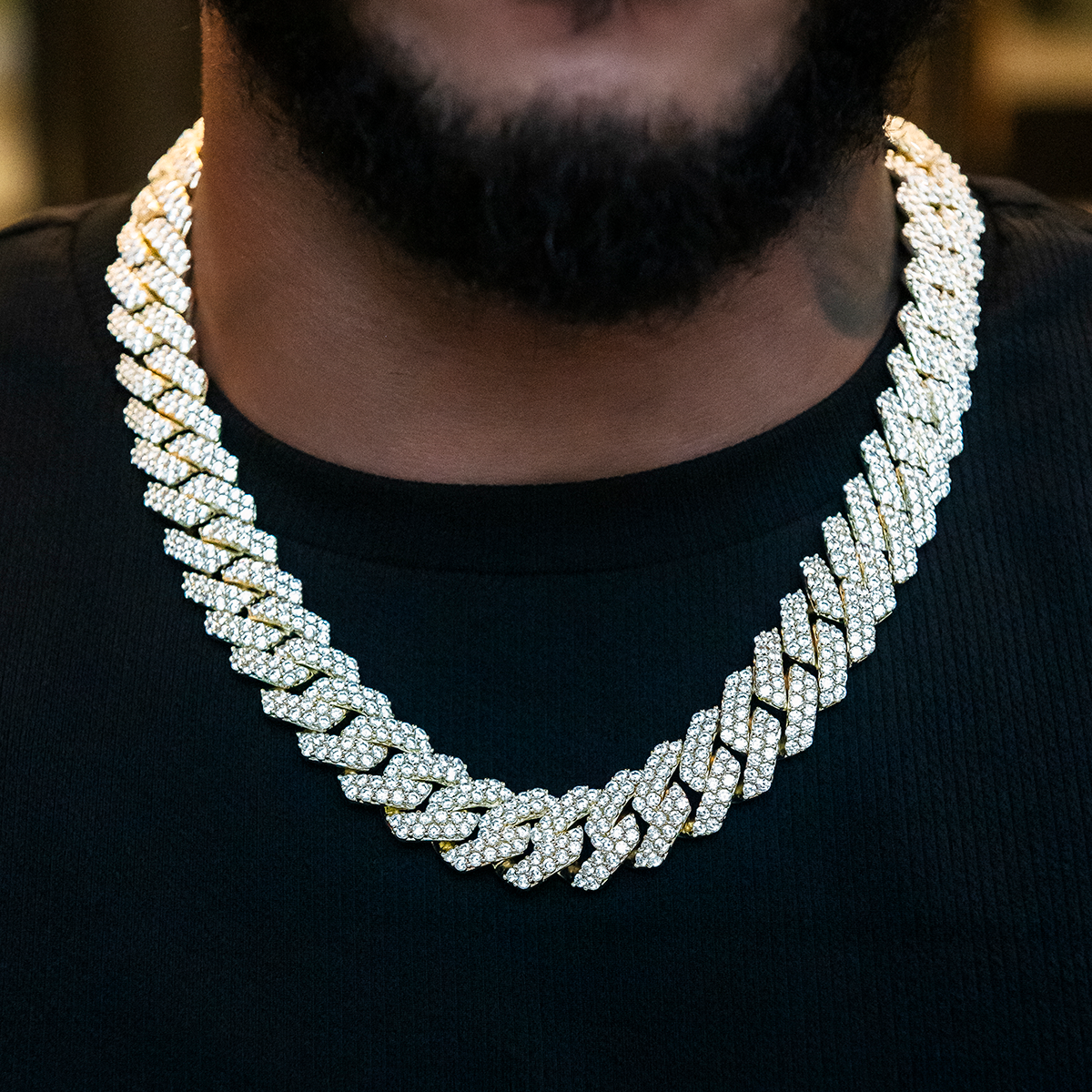 GLD Diamond Prong Cuban Chain in Yellow Gold - 19mm