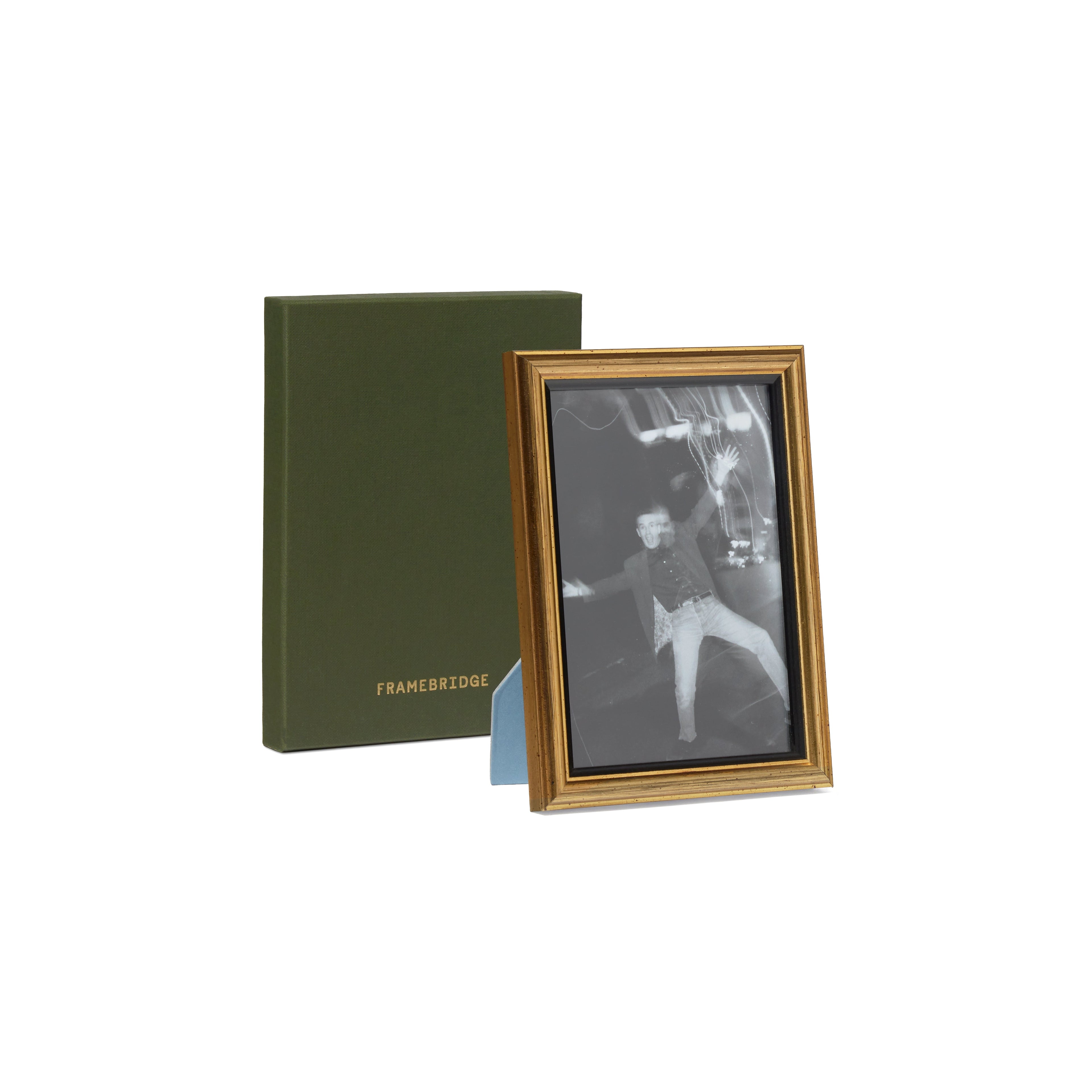 Black and Gold Frame: 5x7