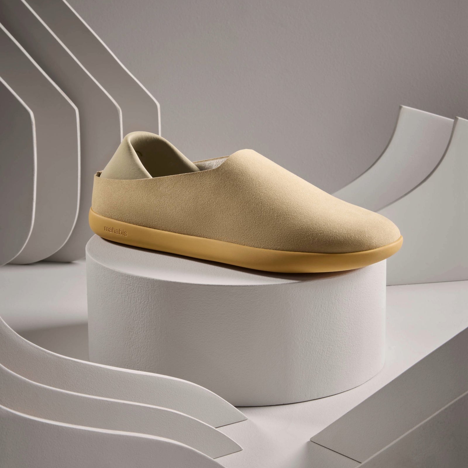 mahabis NEO in beige x honey