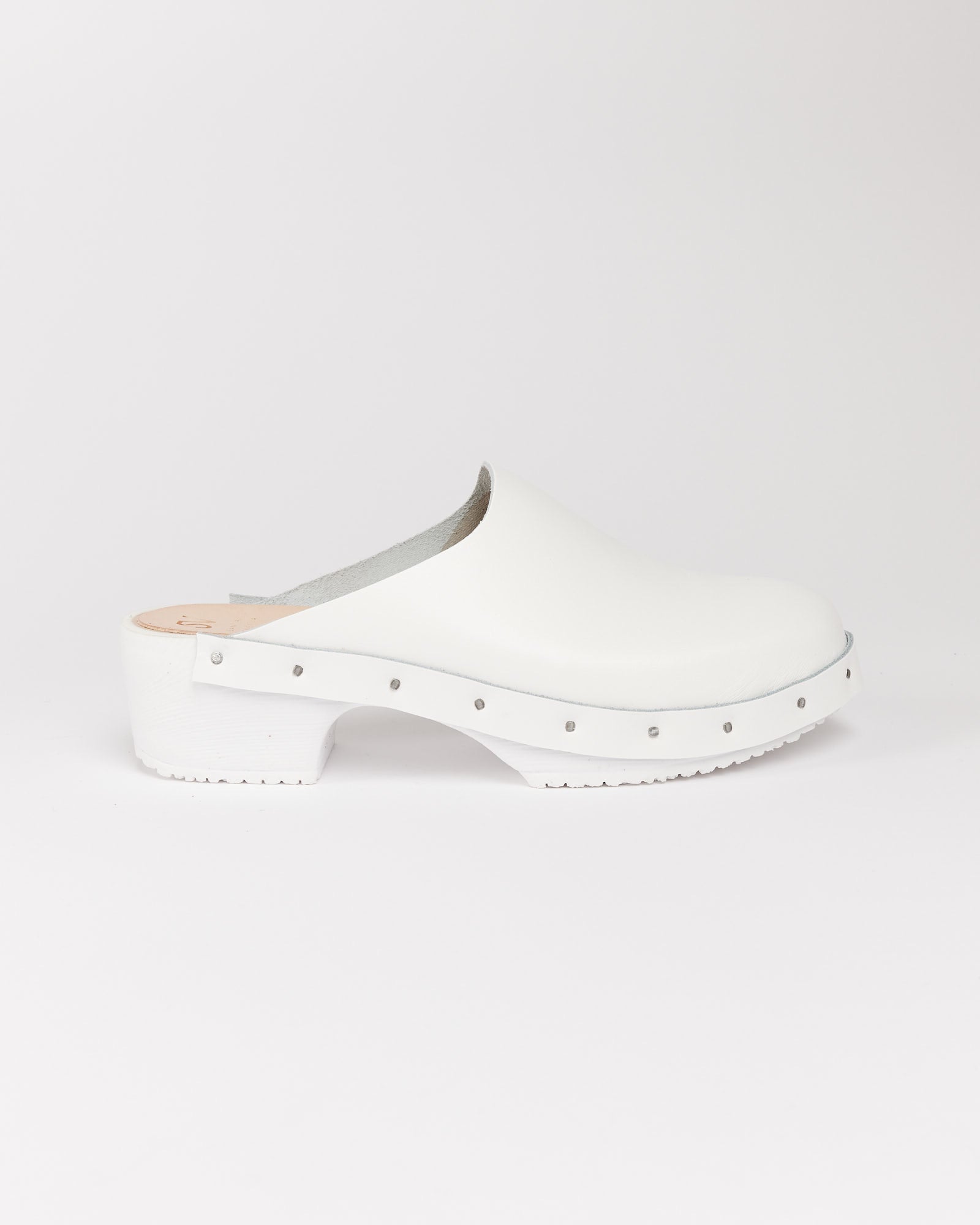 Jill Clog in White