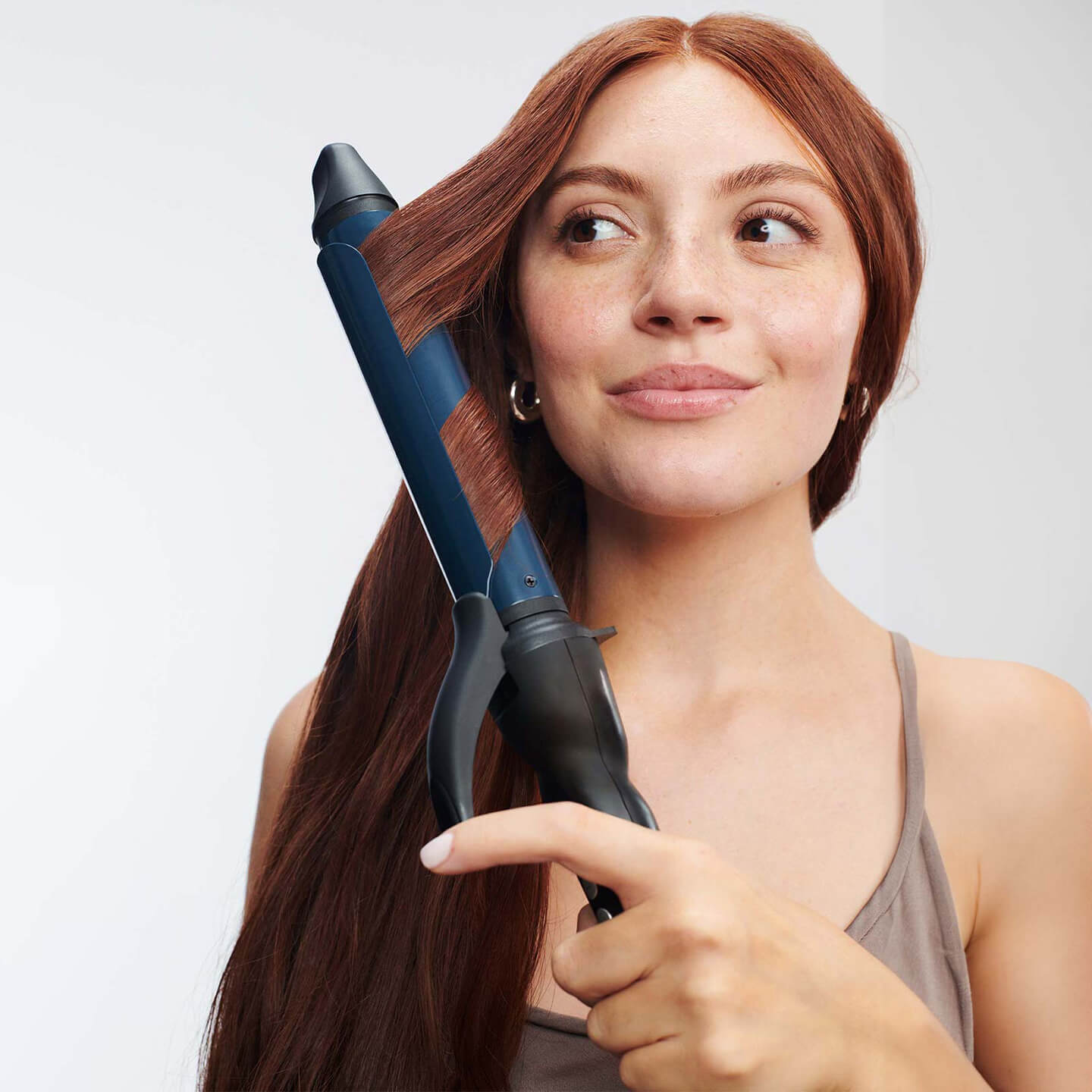 Graphene MX® Long Barrel Curling Iron 1.25”