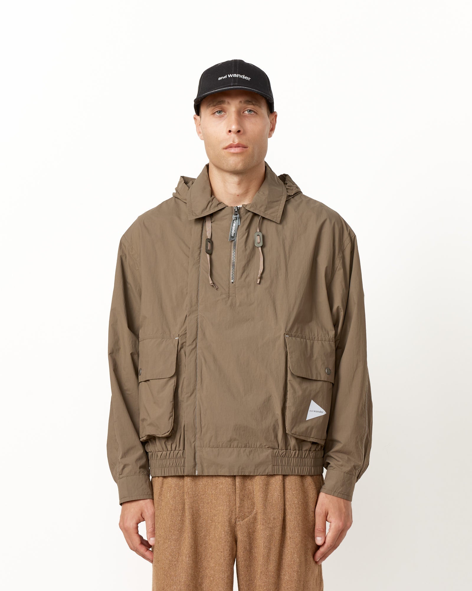 Water Repellent Light Jacket in Khaki