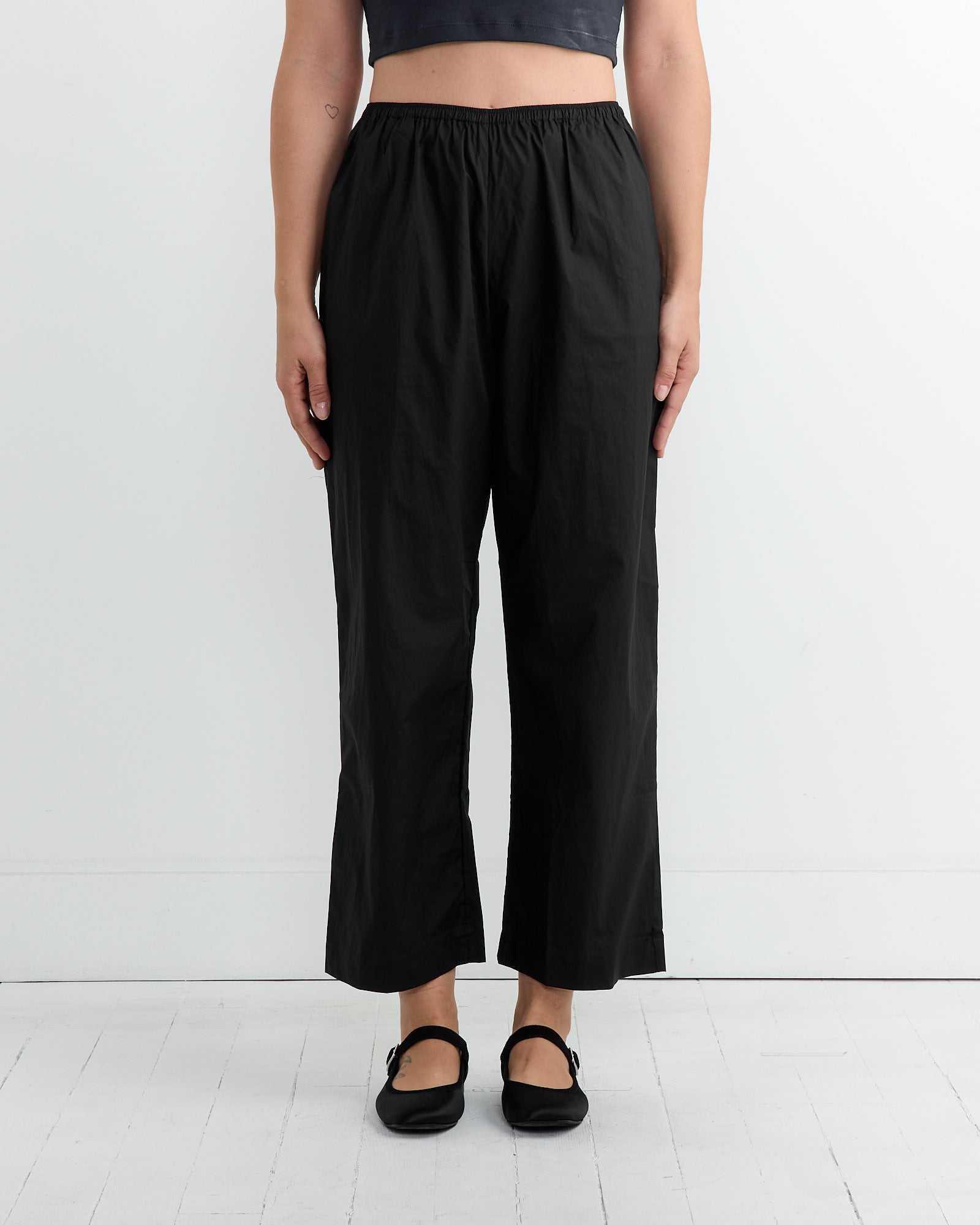 Ease Trouser in Black