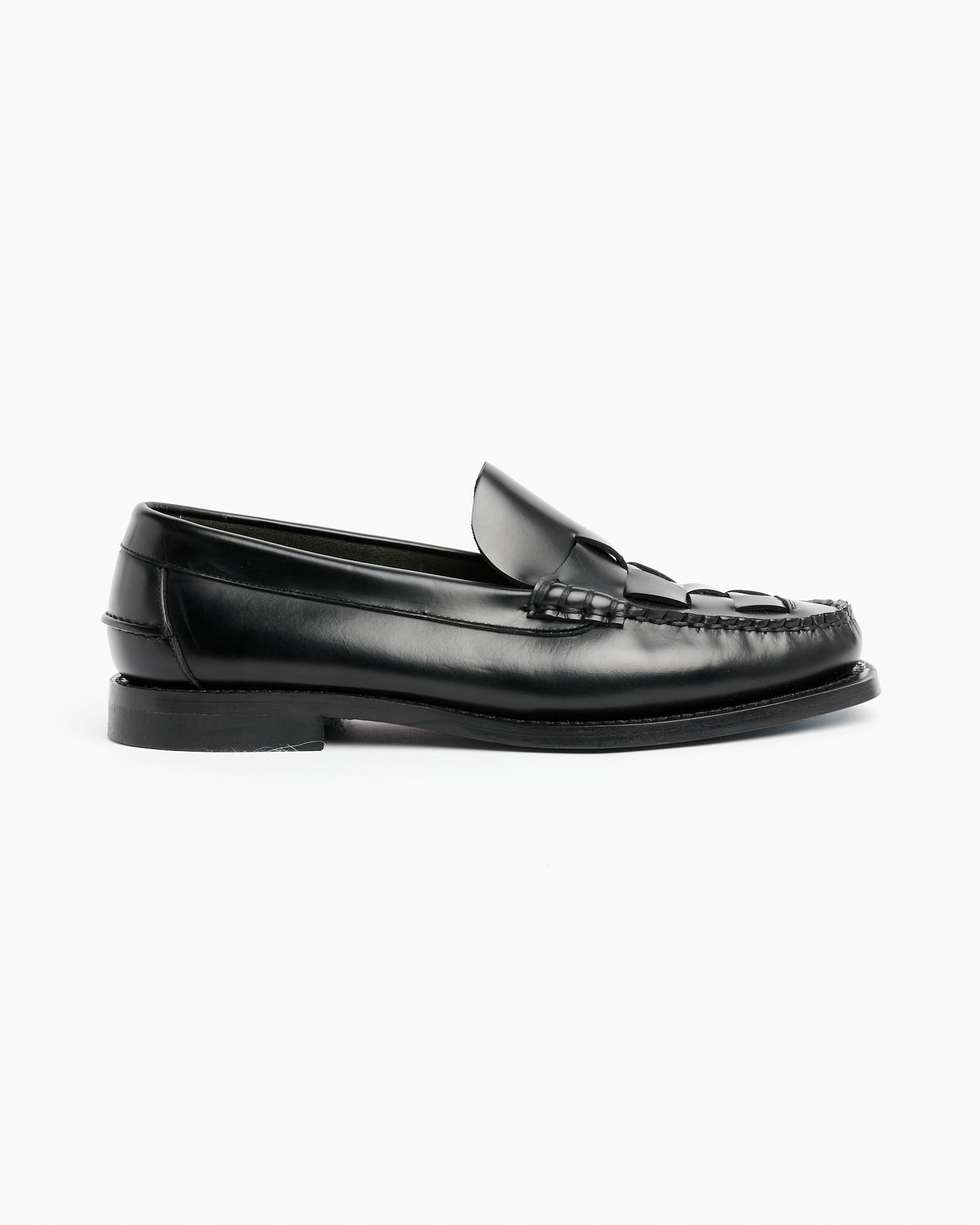 Nombela Loafer in Black