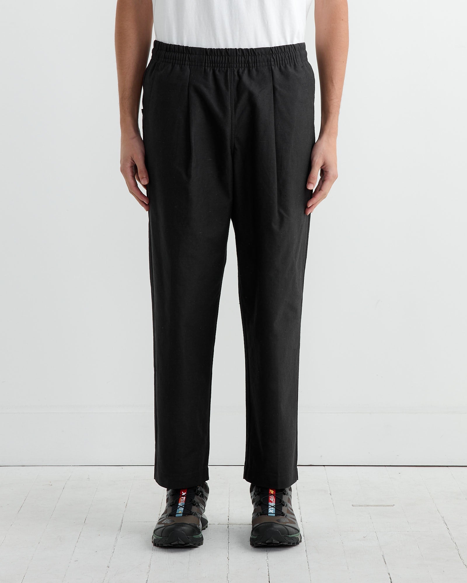 Back-Nep Umps Pant in Black