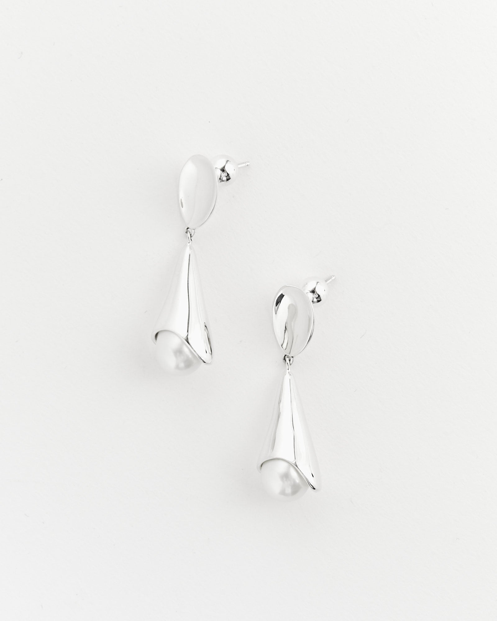 Pearl Anna Earrings