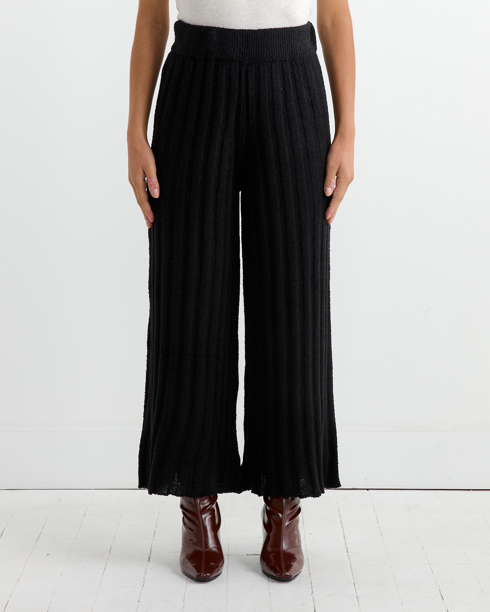 Nakiri Pant in Black