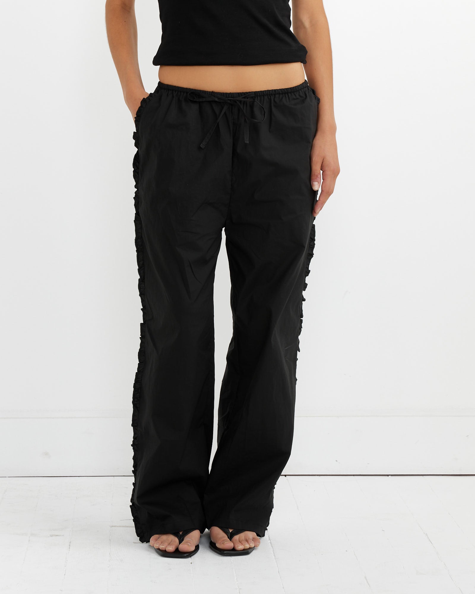 Ruffle Pant Black