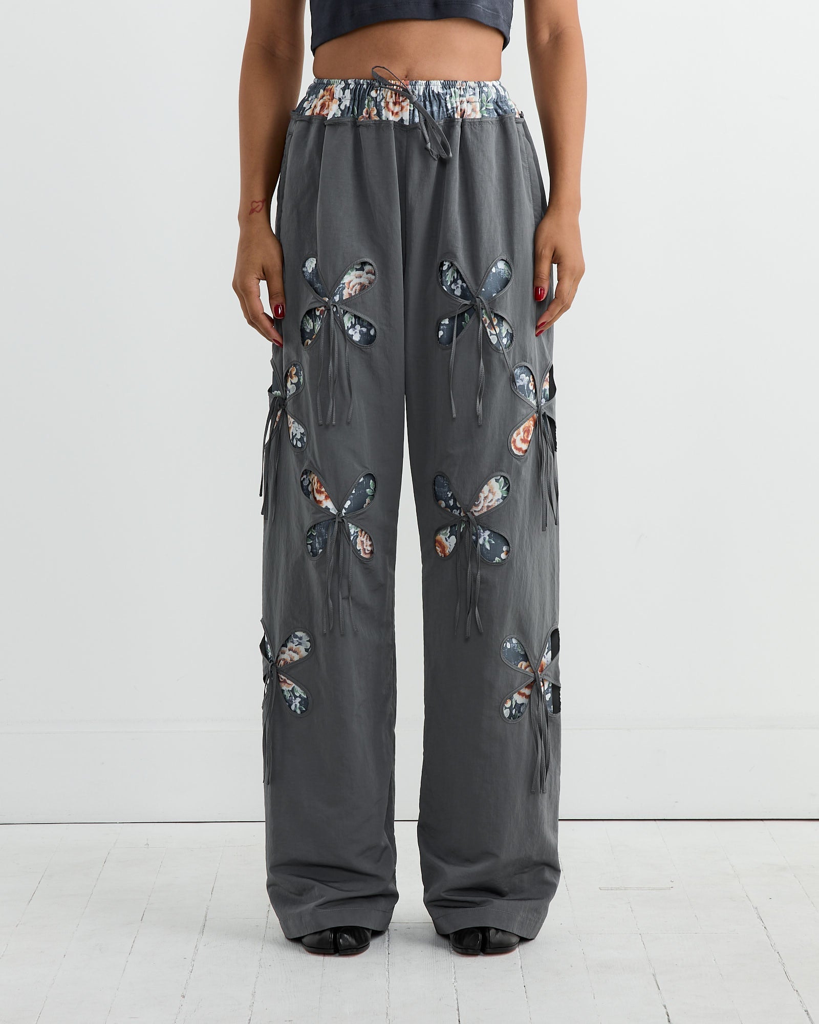 Petal Track Pant in Grey
