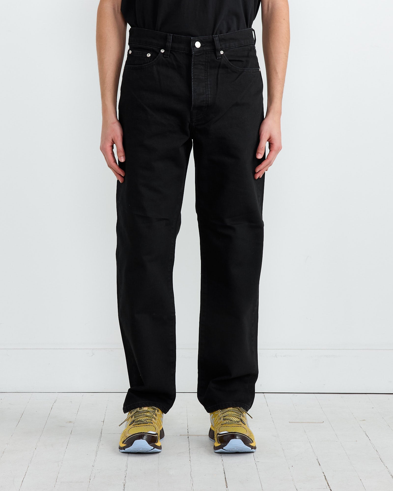New Classic Jean in Black