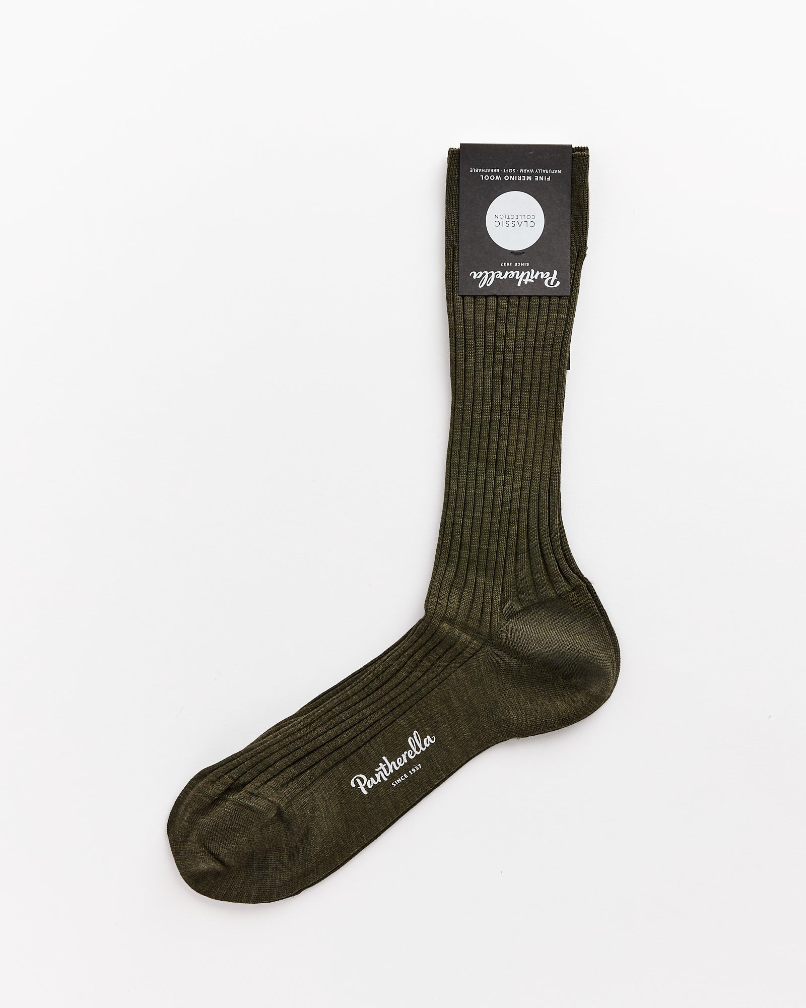 Laburnum Short Socks in Dark Olive