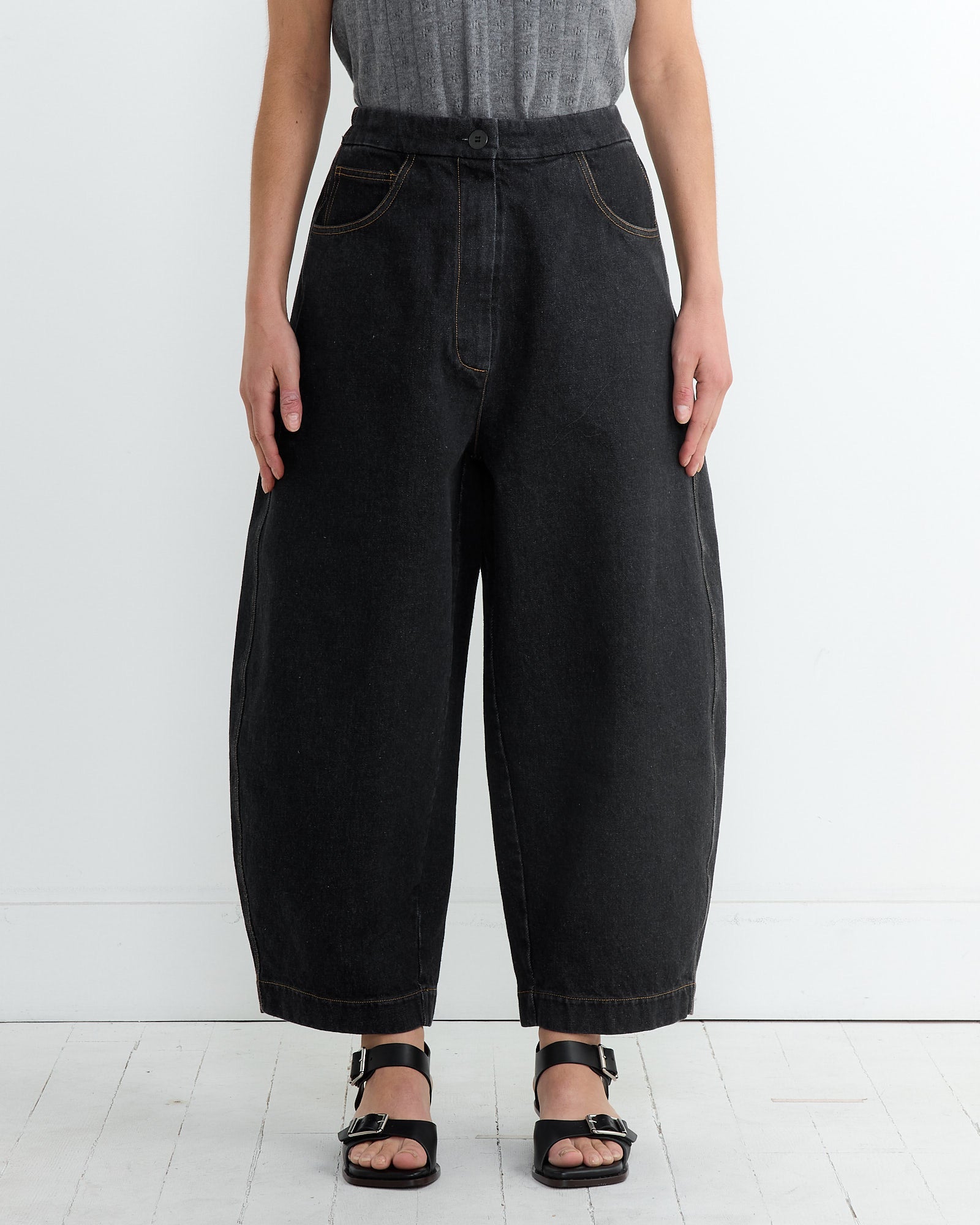 Curved Denim in Black