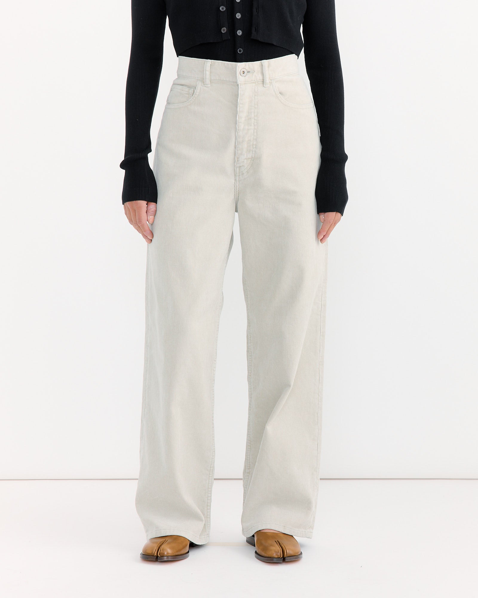 Pigment Dye Corduroy Wide 5P Pant in White Khaki