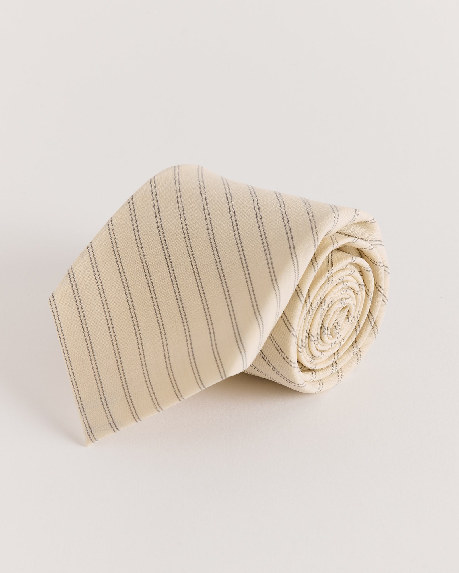 Fine Wool Stripe Tie in Ivory