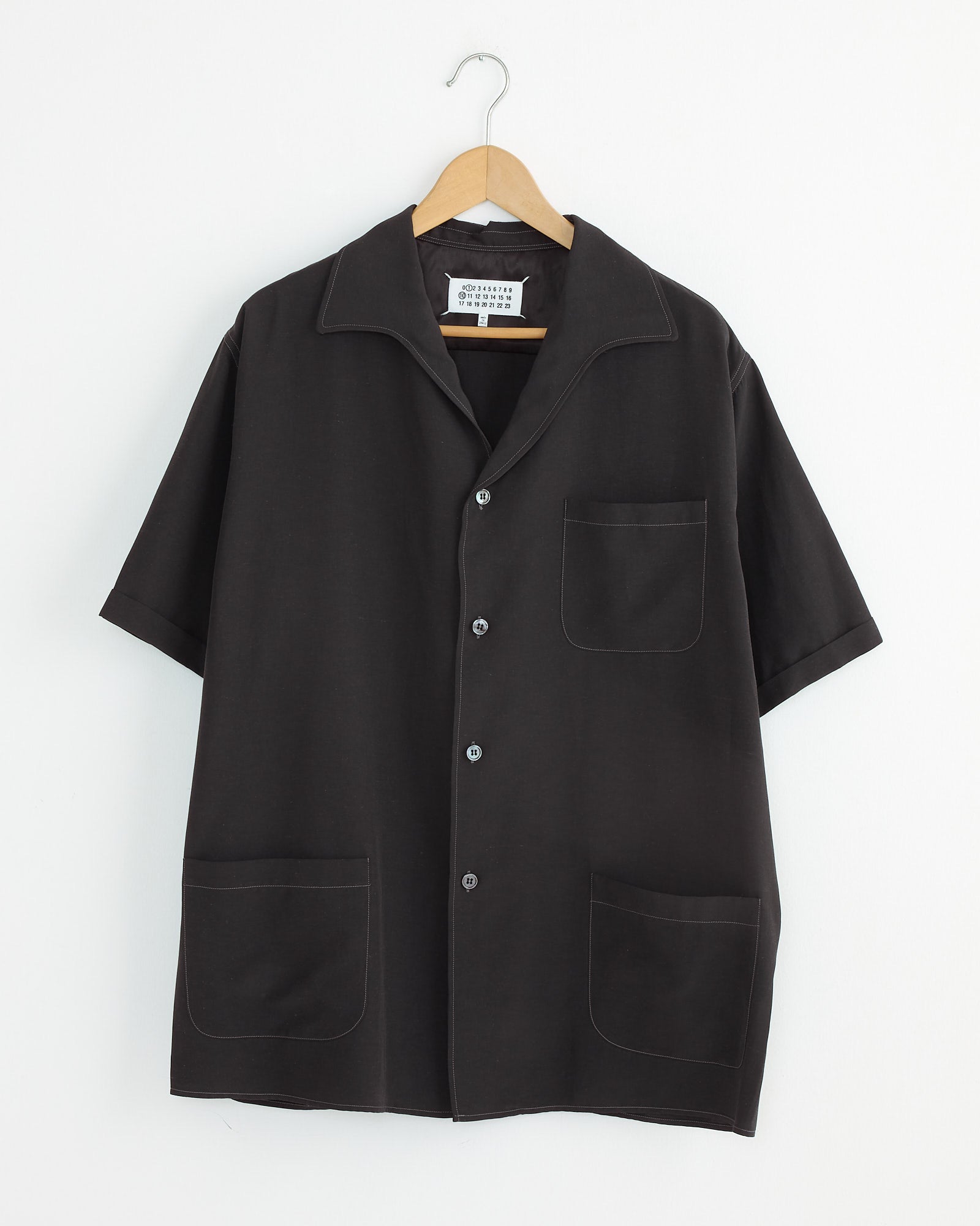 Short-Sleeve Shirt in Black