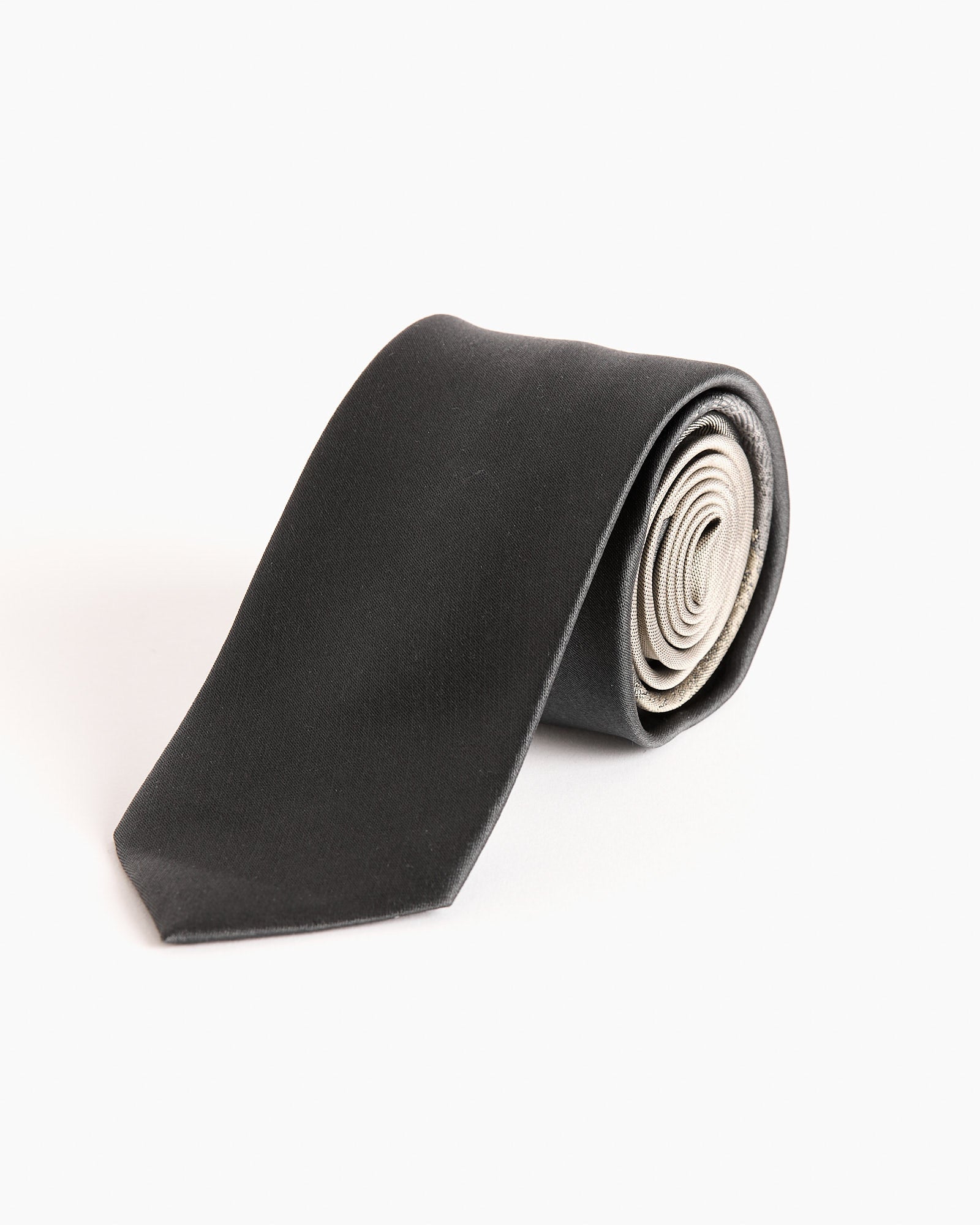 Tie in Anthracite