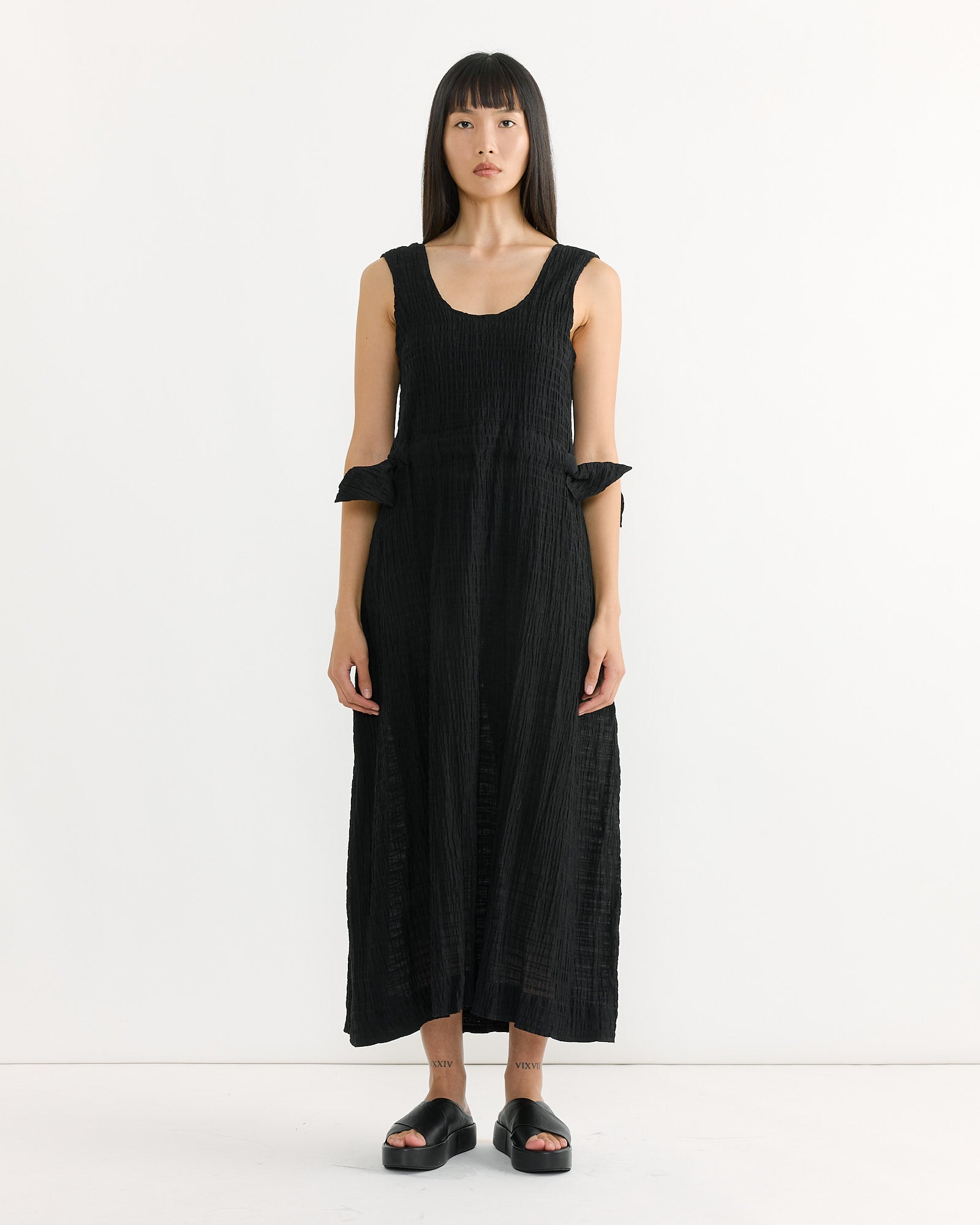 Fest Dress in Black