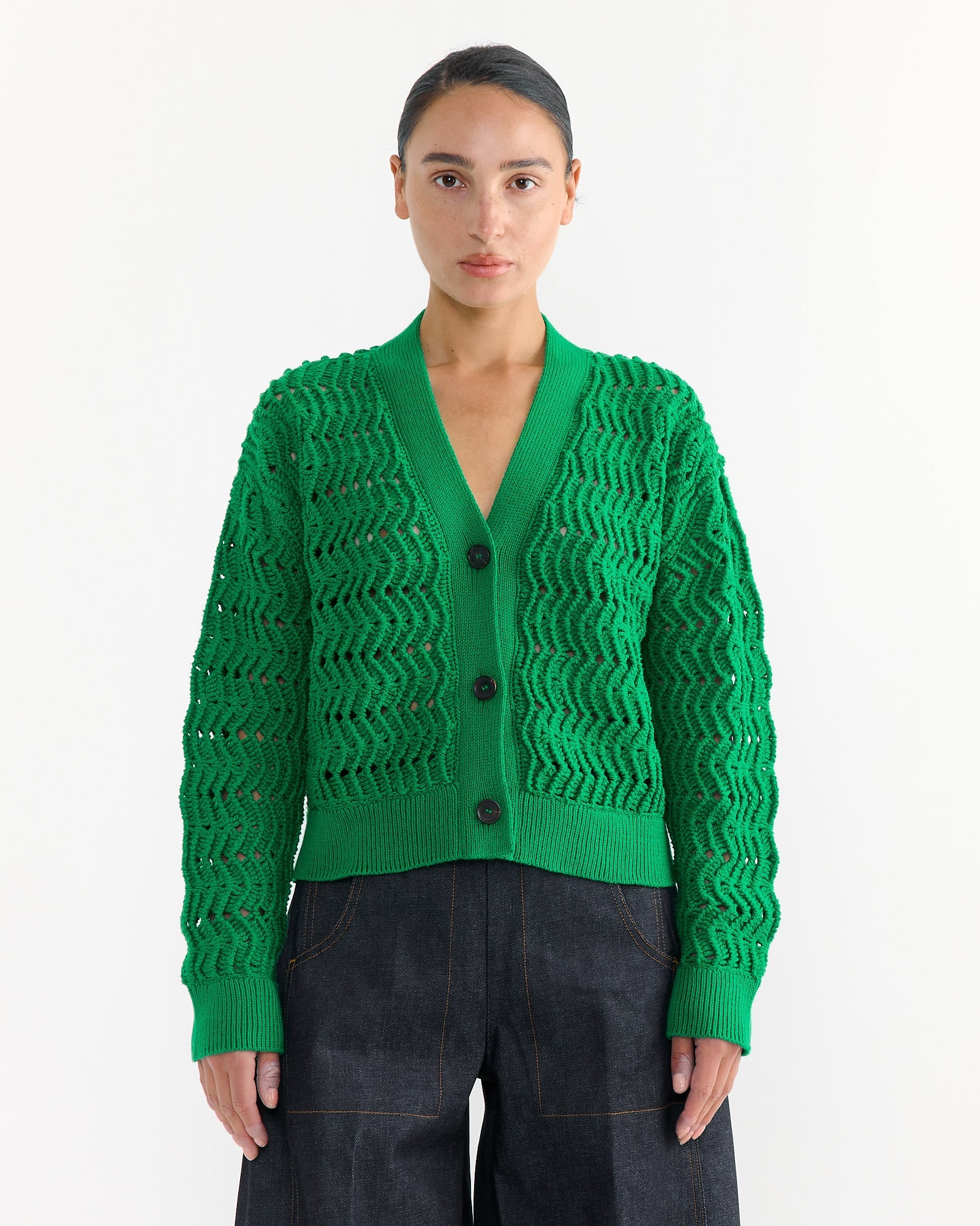 Avelar Cardigan in Kelly Green