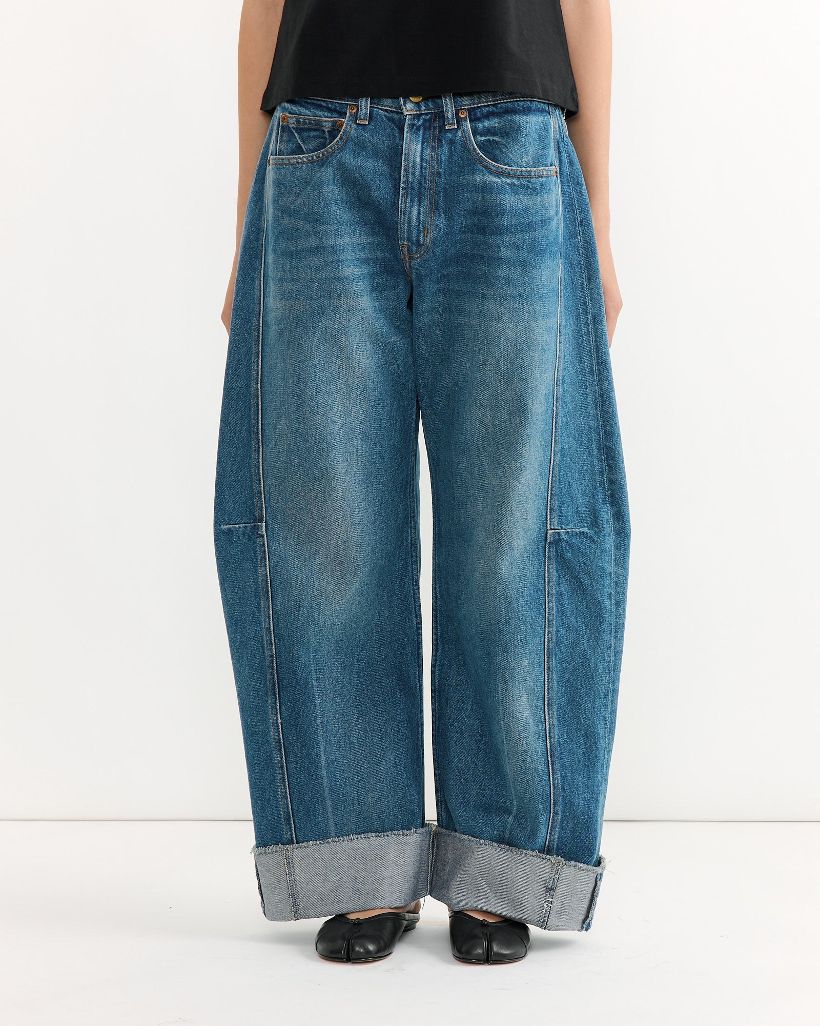 Relaxed Cuffed Lasso in Vista Blue