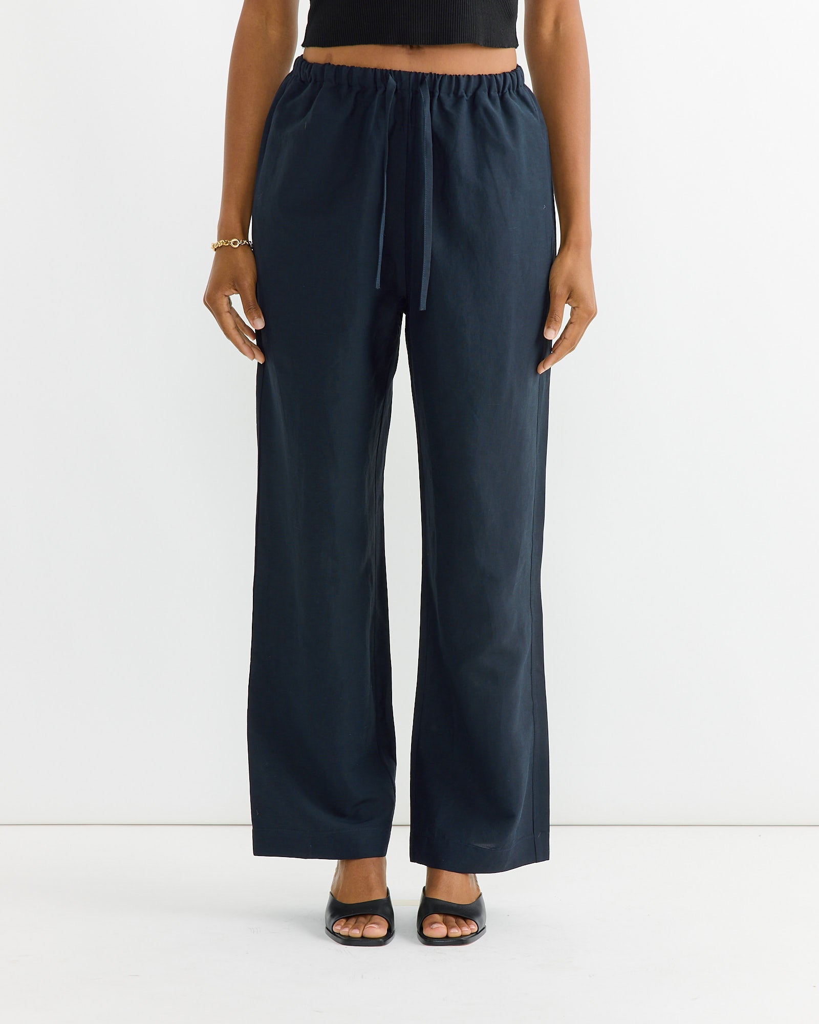 Silk Linen Drawstring Pant in Dark Navy