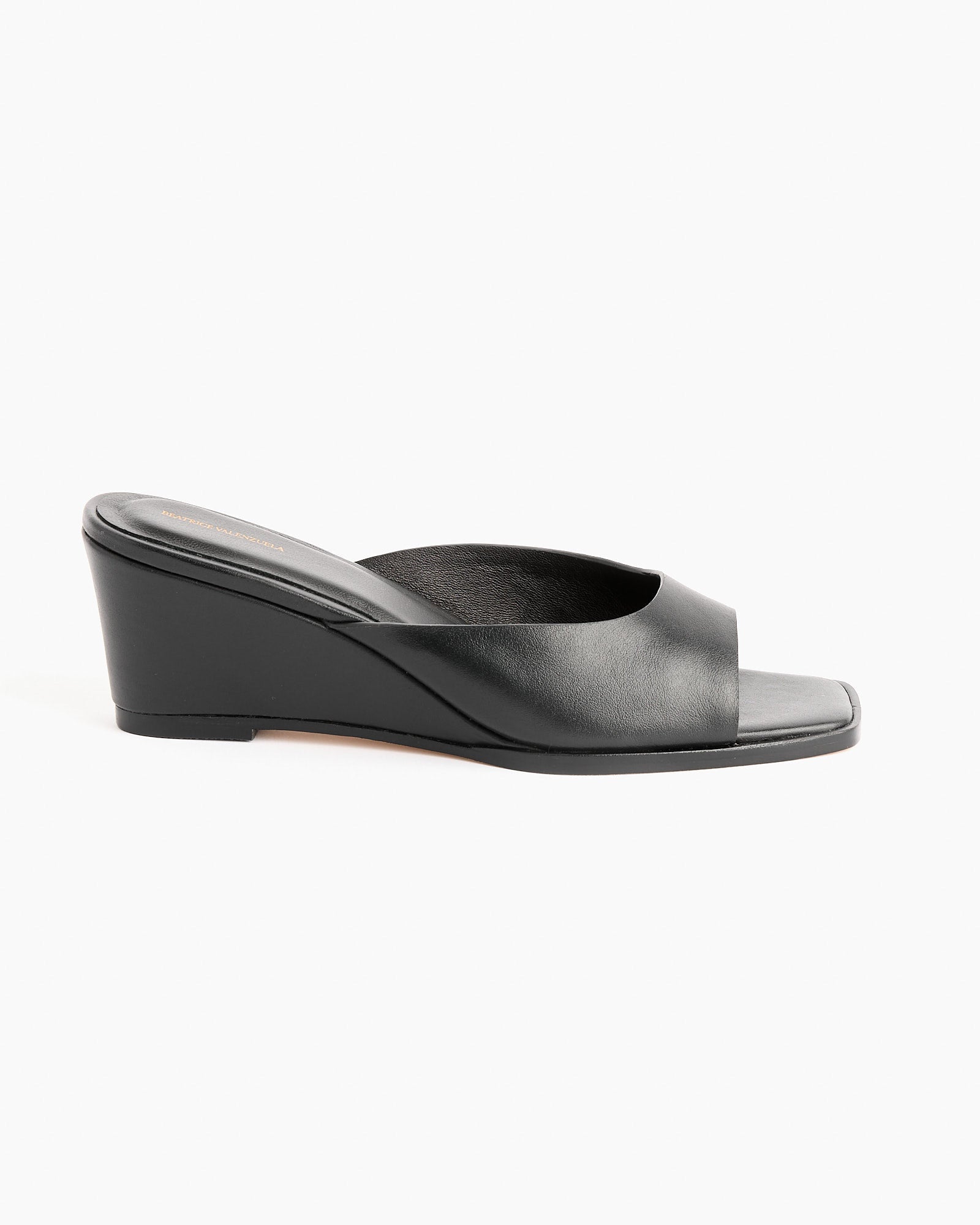 Moderna Wedge Sandal in Black