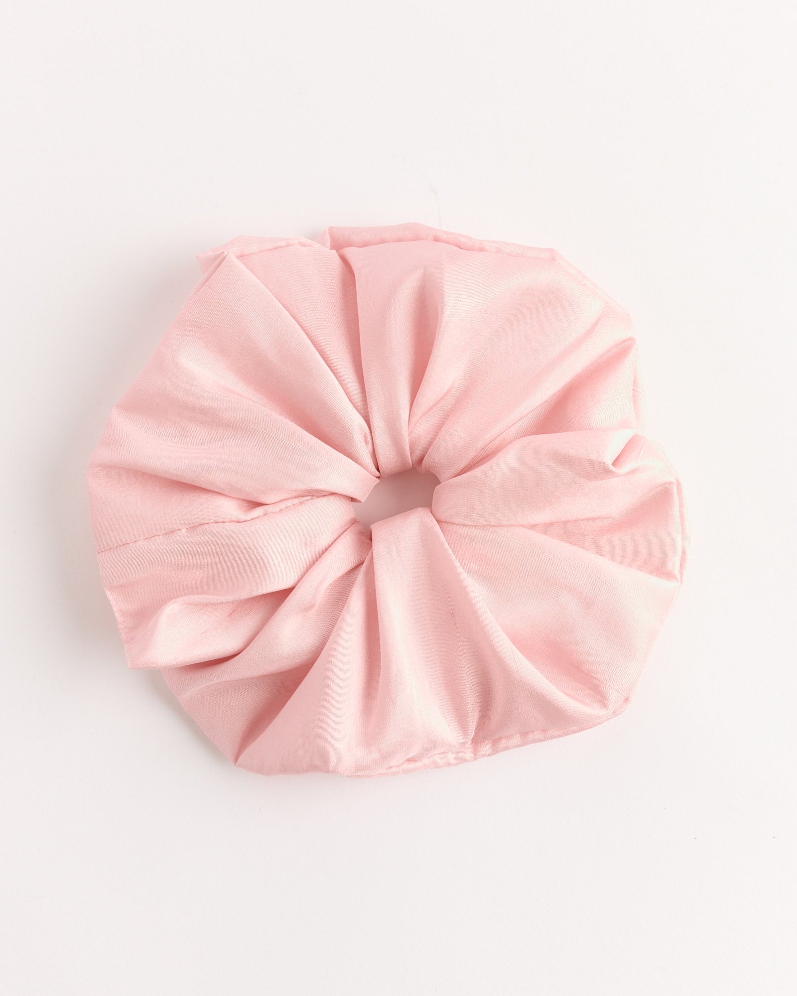 Scrunchie in Candy Pink