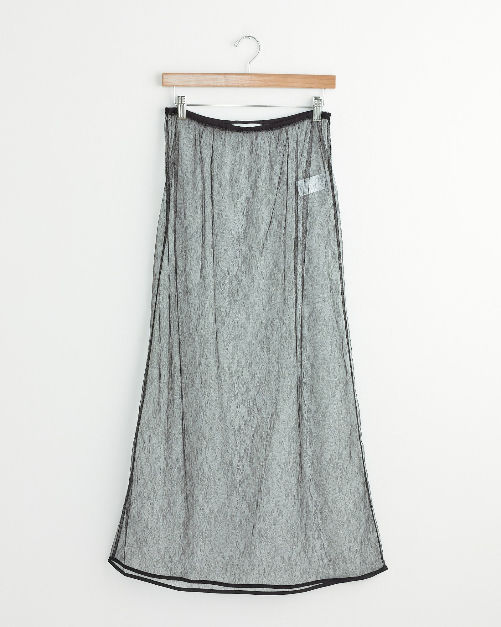 Sheer Lace Long Skirt in Black