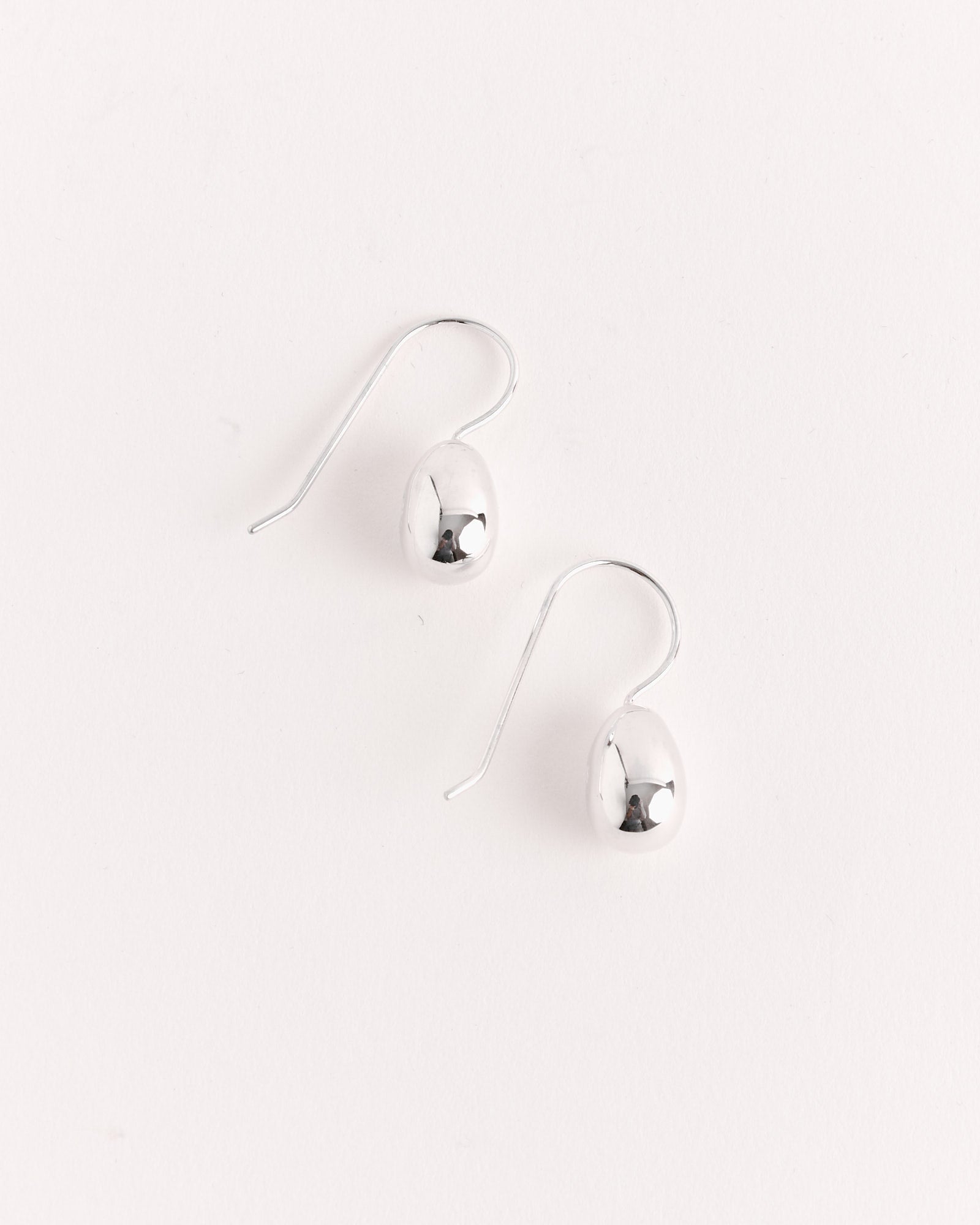 Pețite Egg Drop Earrings