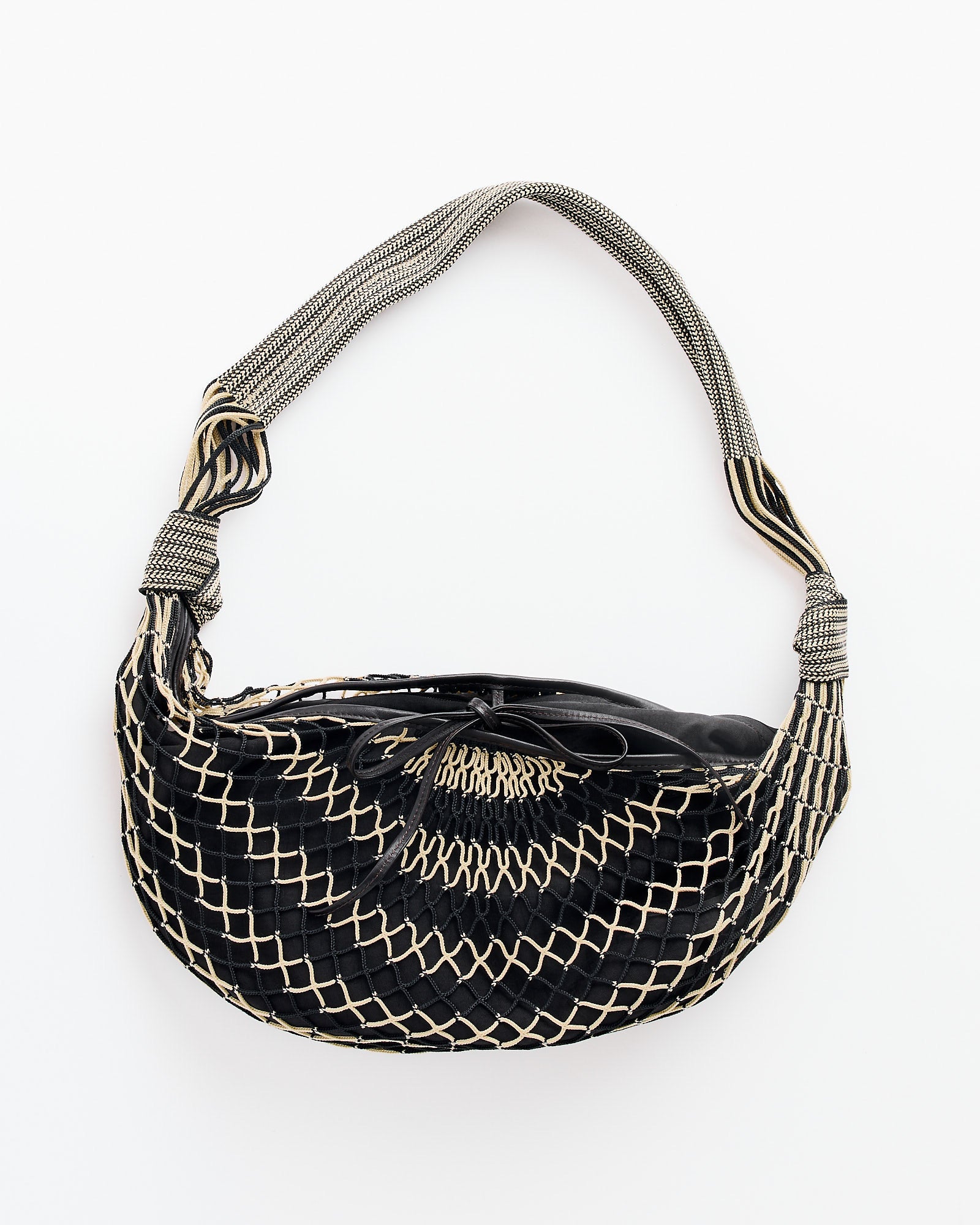 Croissant Filt Bag in Chevron Light Beige/Black