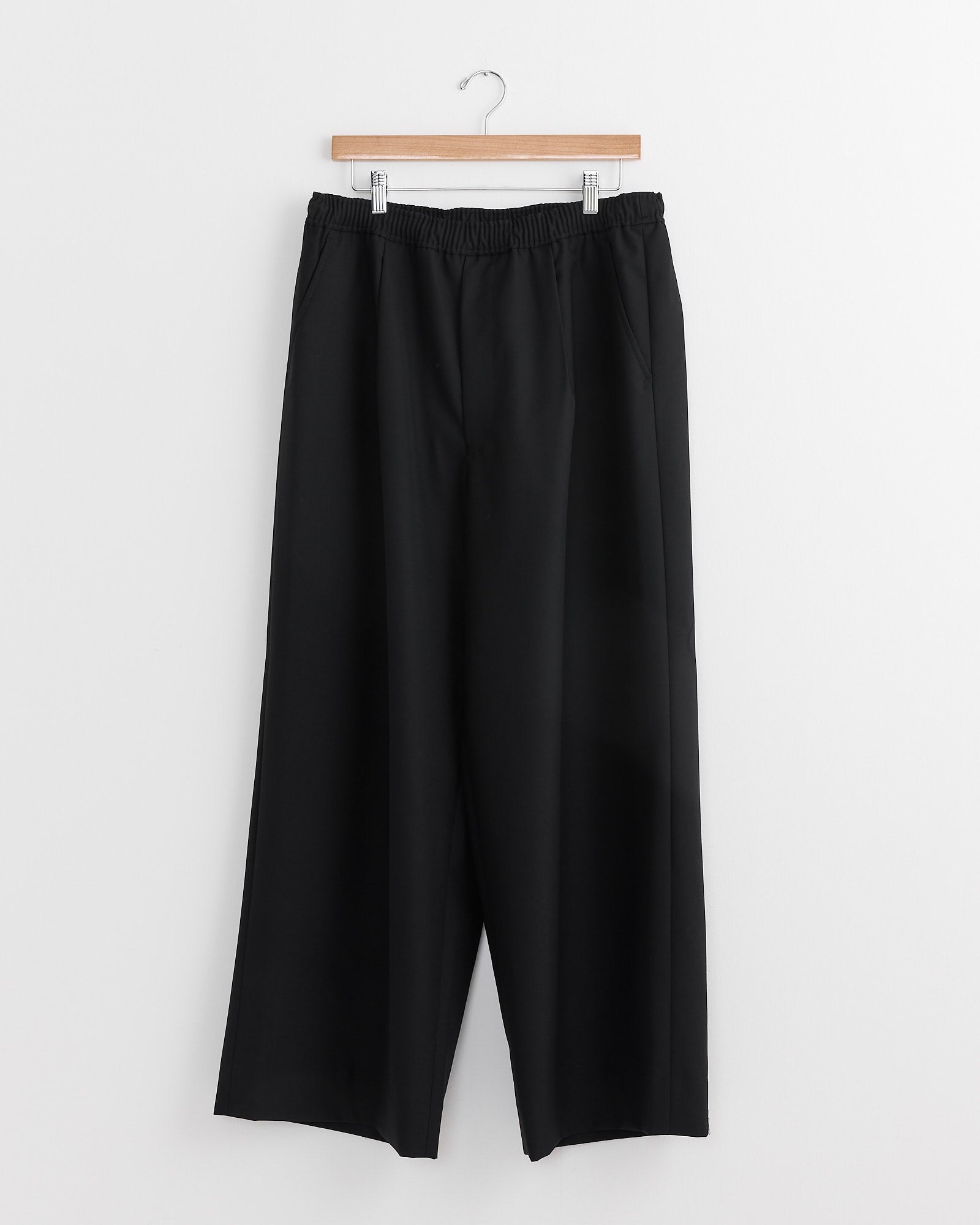 Tailored Pant in Black