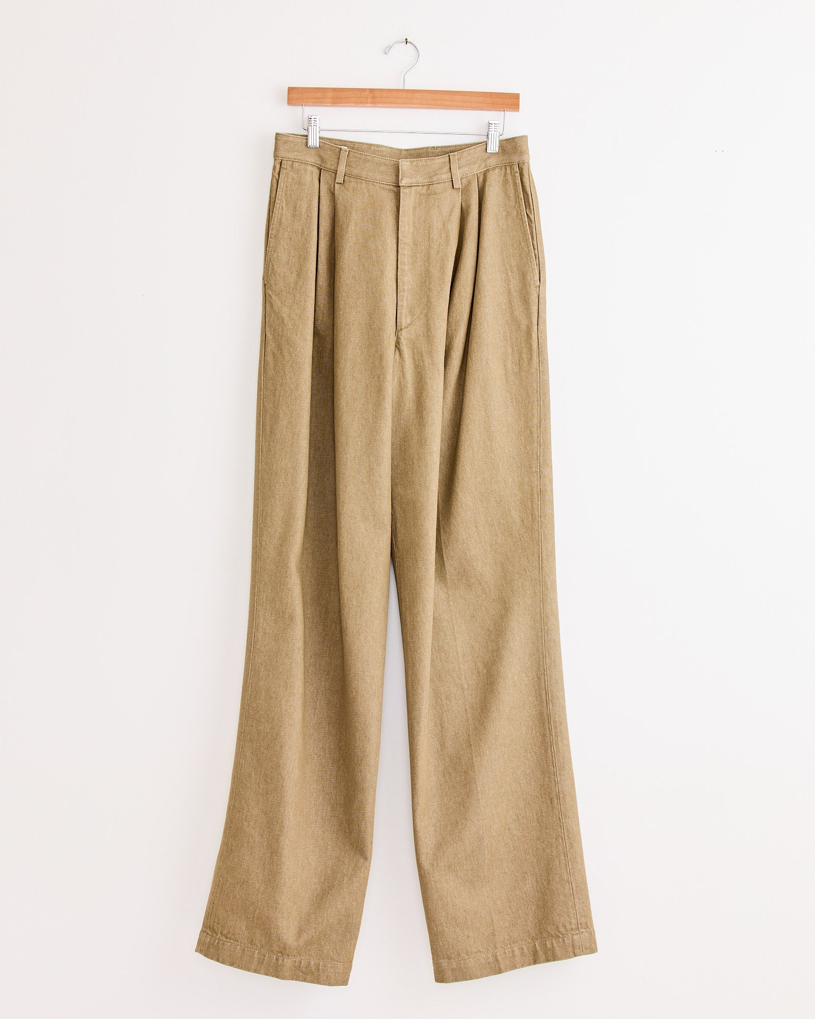 Pleated Denim Pant in Stone