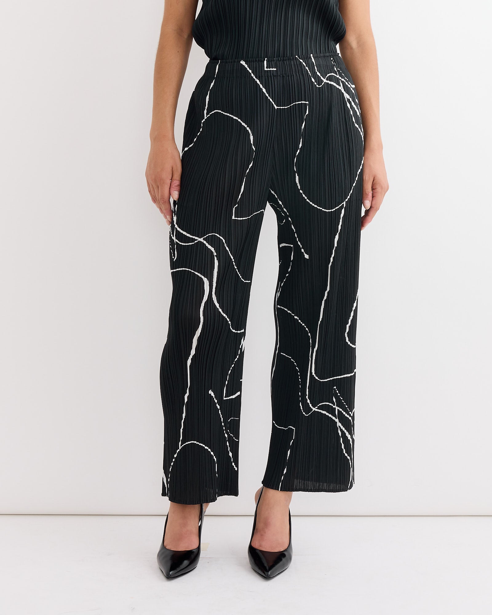 Pause Pant in Black