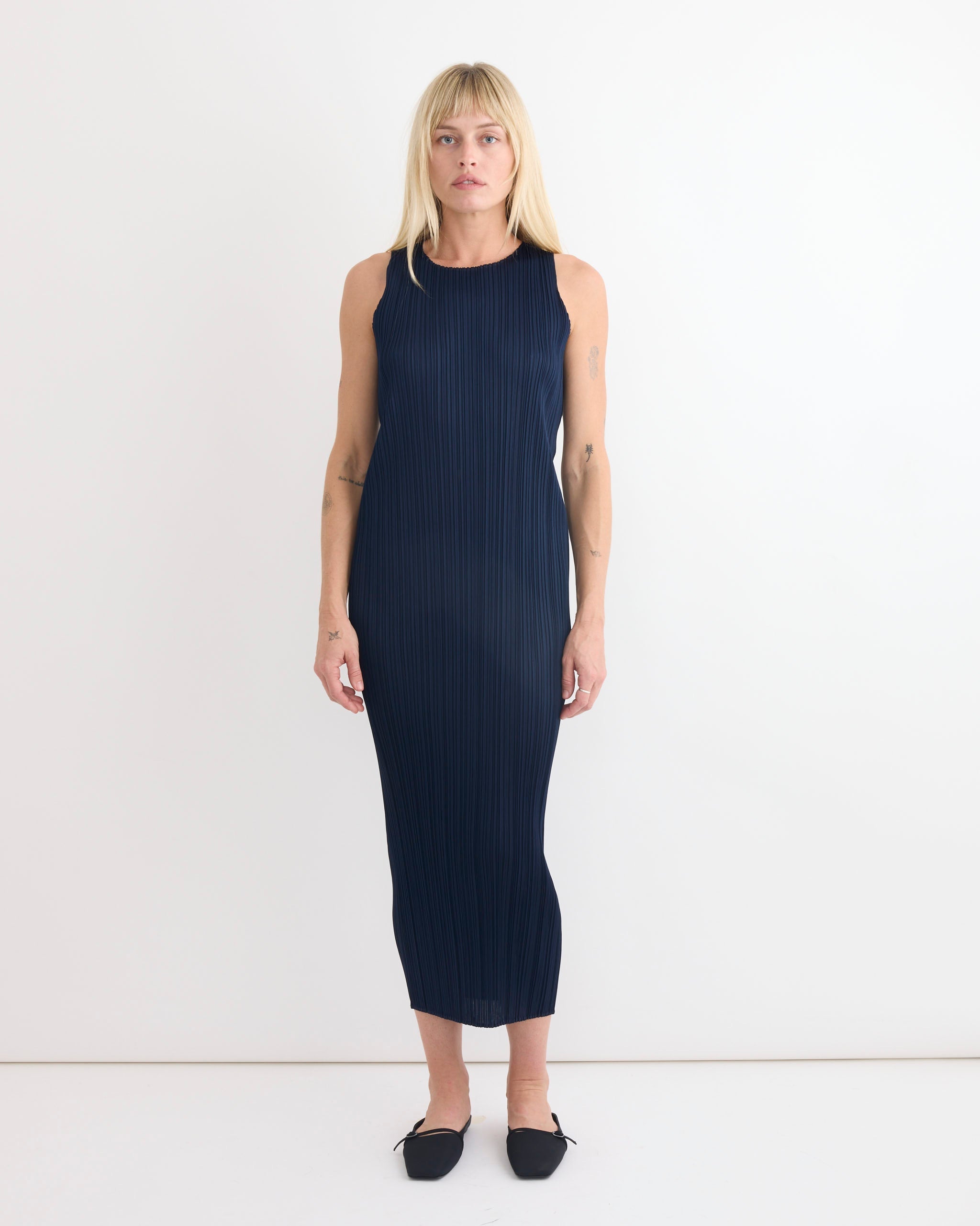 NC Basics 4 Dress in Navy