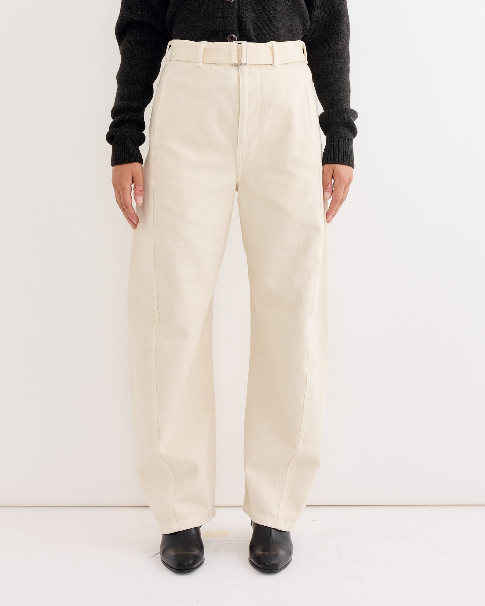 Twisted Belted Pant in Snow Clay