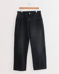 Straight Cut Jean in Faded Black