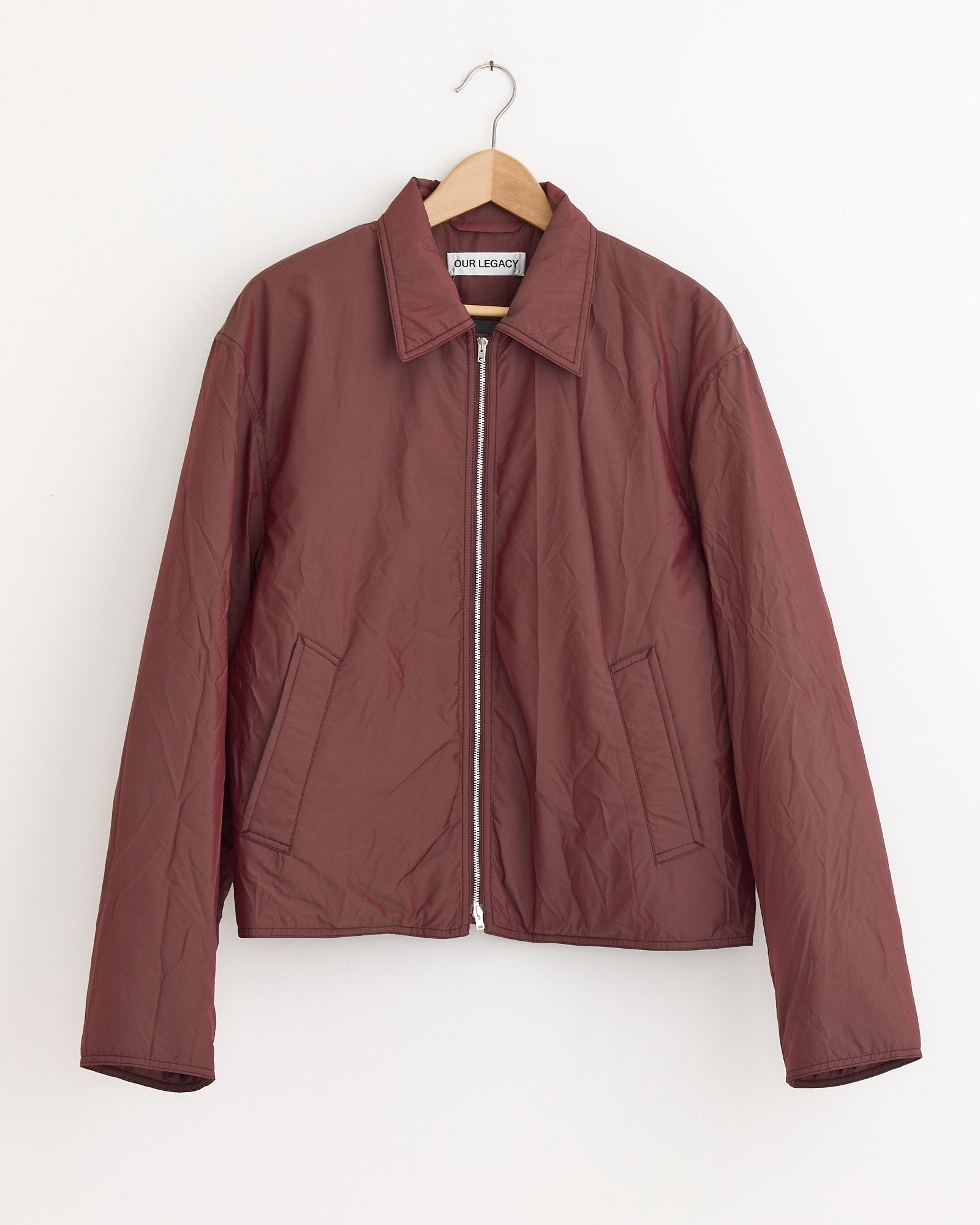 Slight Jacket in Shinning Cherry