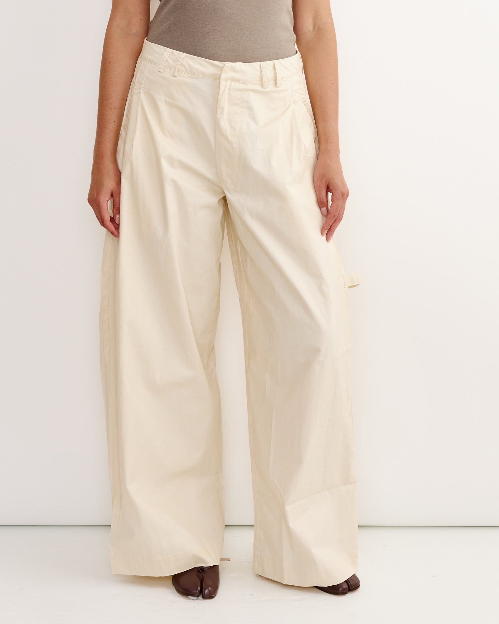 Tab Pant in Off White
