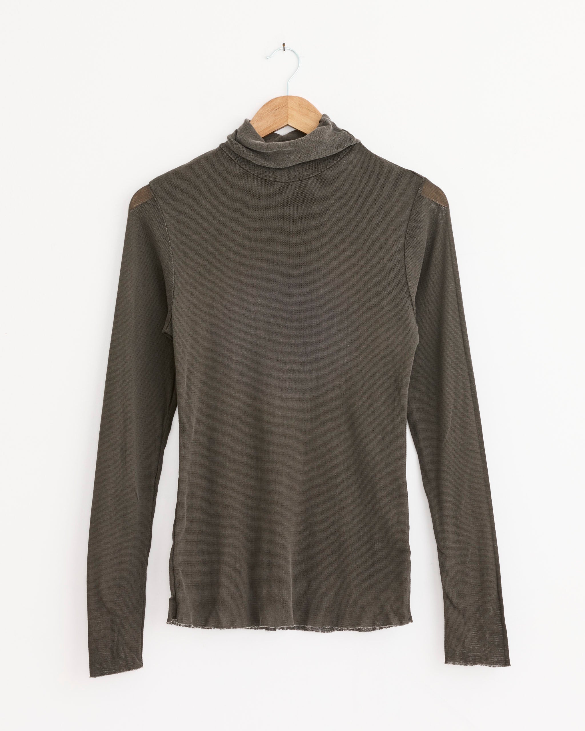 Double Mesh in Turtleneck Slate
