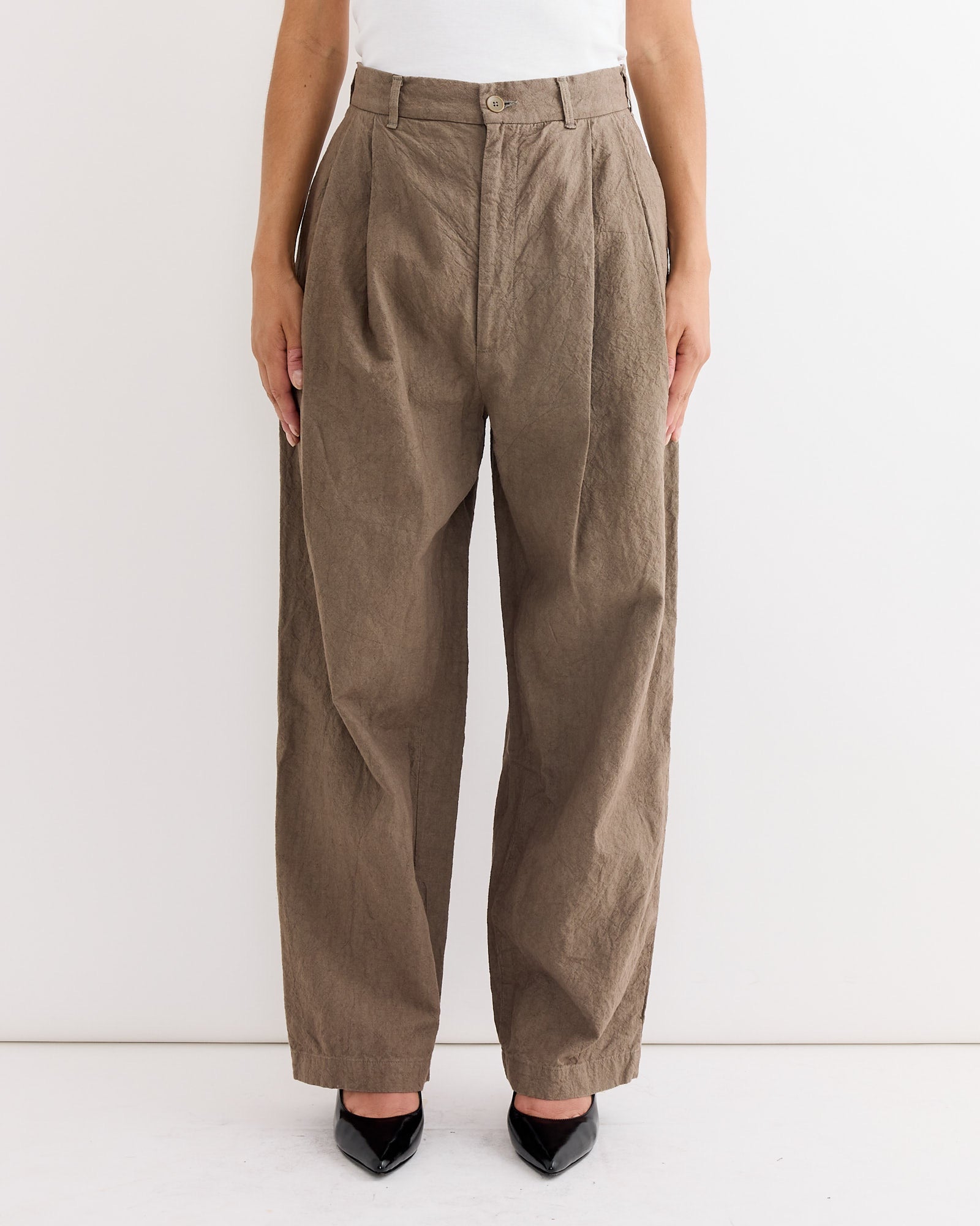 Crinkled Trouser in Khaki