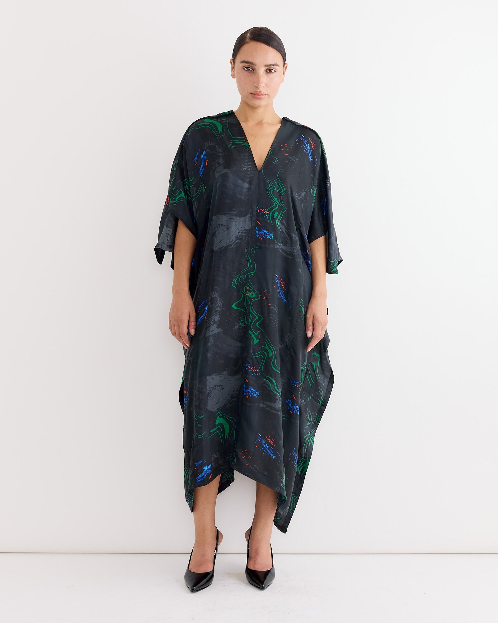 Uncut Kaftan in Dark Fireworks