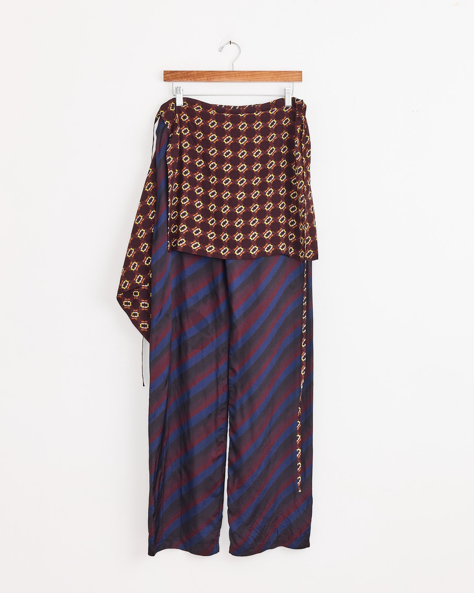 Printed Skirt Pants in Navy